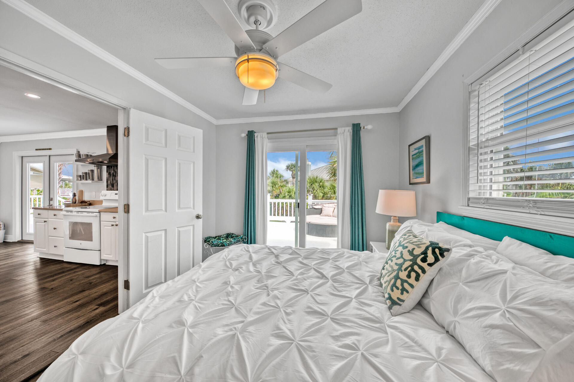 HOLIDAY ISLE - Residential