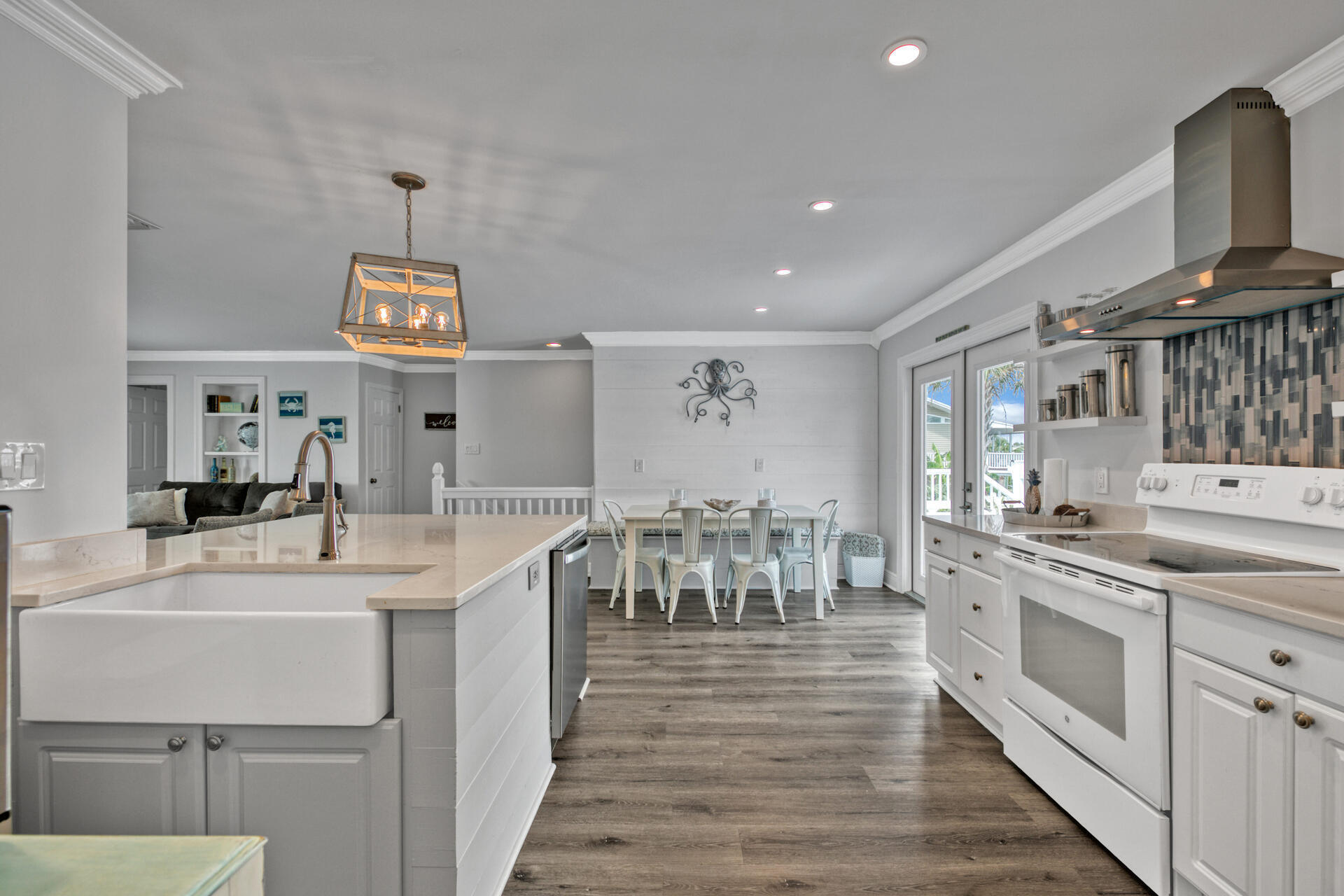 HOLIDAY ISLE - Residential