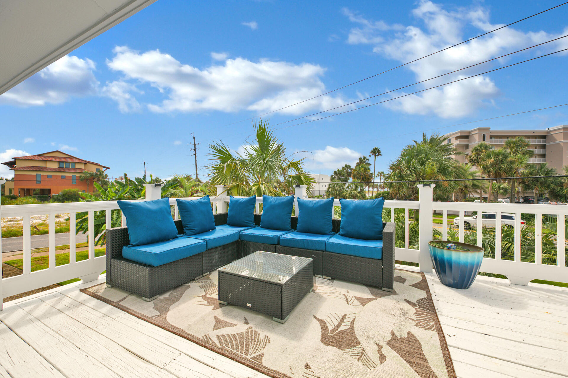 HOLIDAY ISLE - Residential
