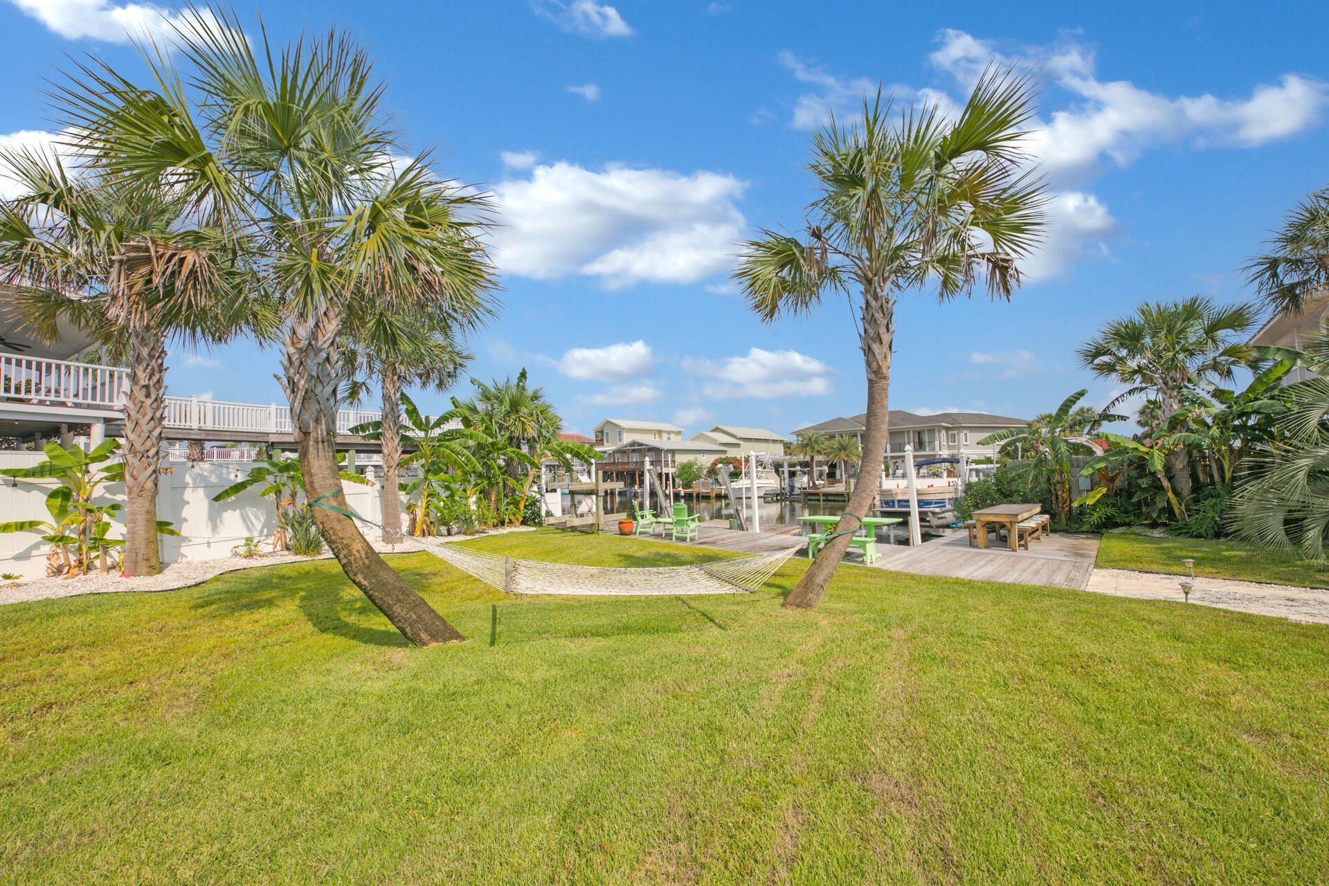 HOLIDAY ISLE - Residential