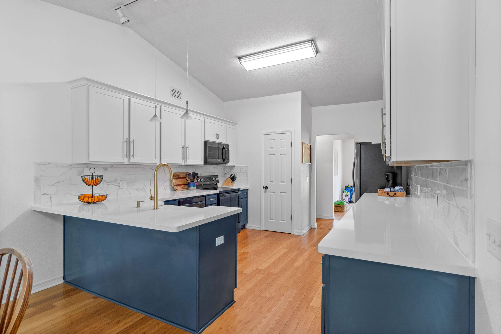 HOLLEY BY THE SEA - Residential