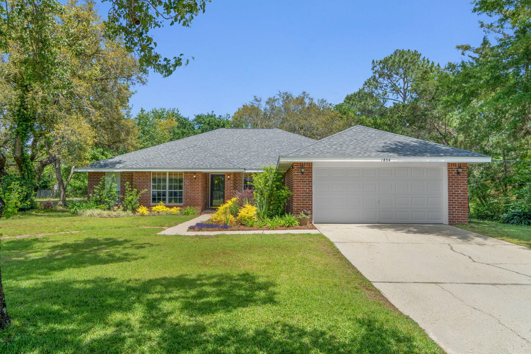 HOLLEY BY THE SEA - Residential