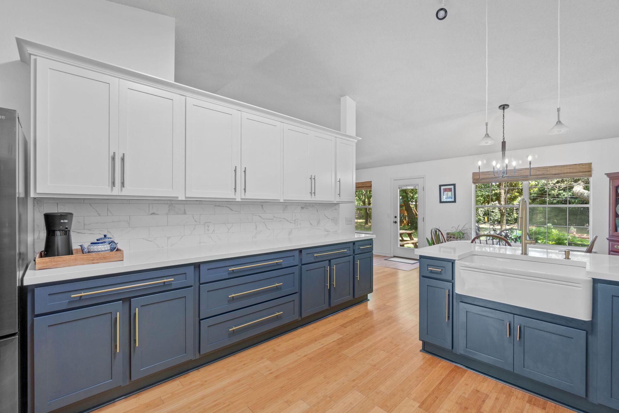 HOLLEY BY THE SEA - Residential