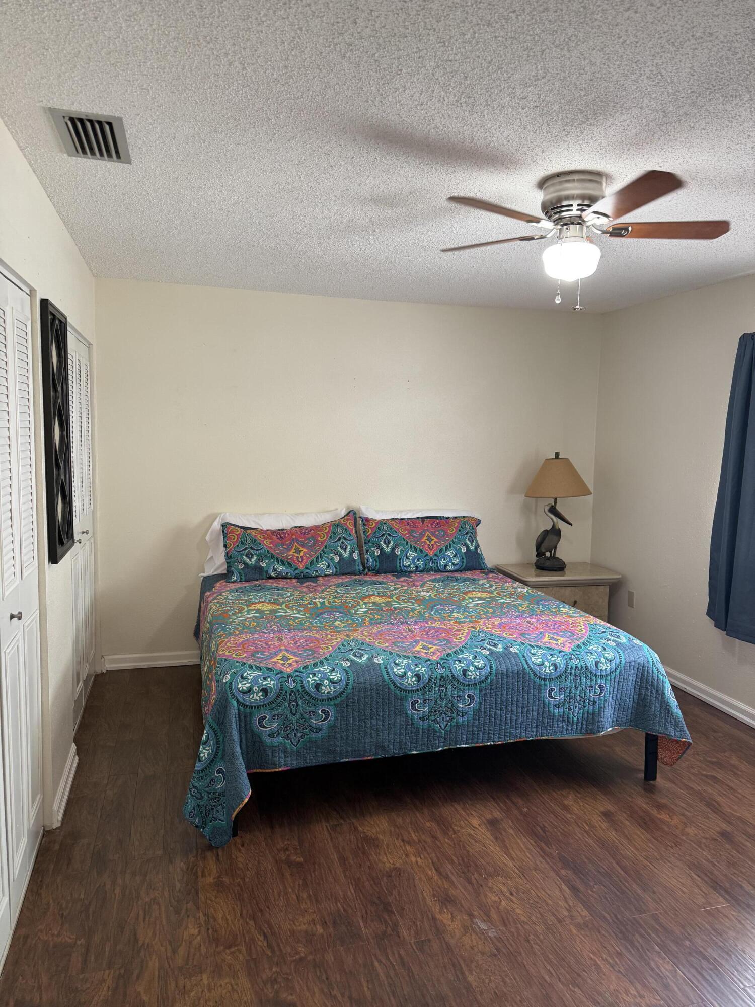 COLLEGE PARK CONDO - Residential