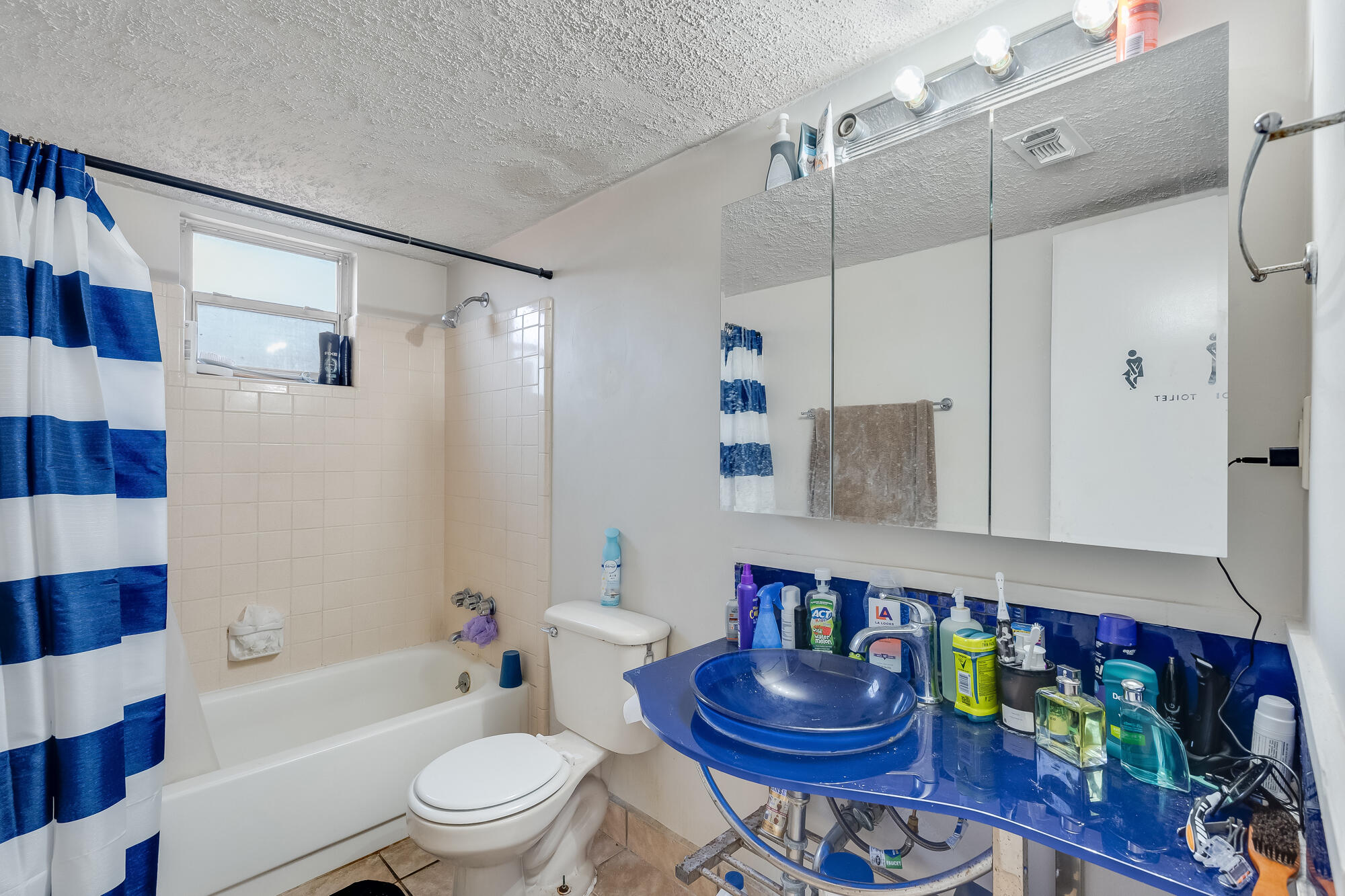 BREAKERS WEST - Residential