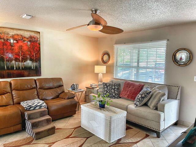 JUNIPER LAKE ESTATES UNIT 3 - Residential