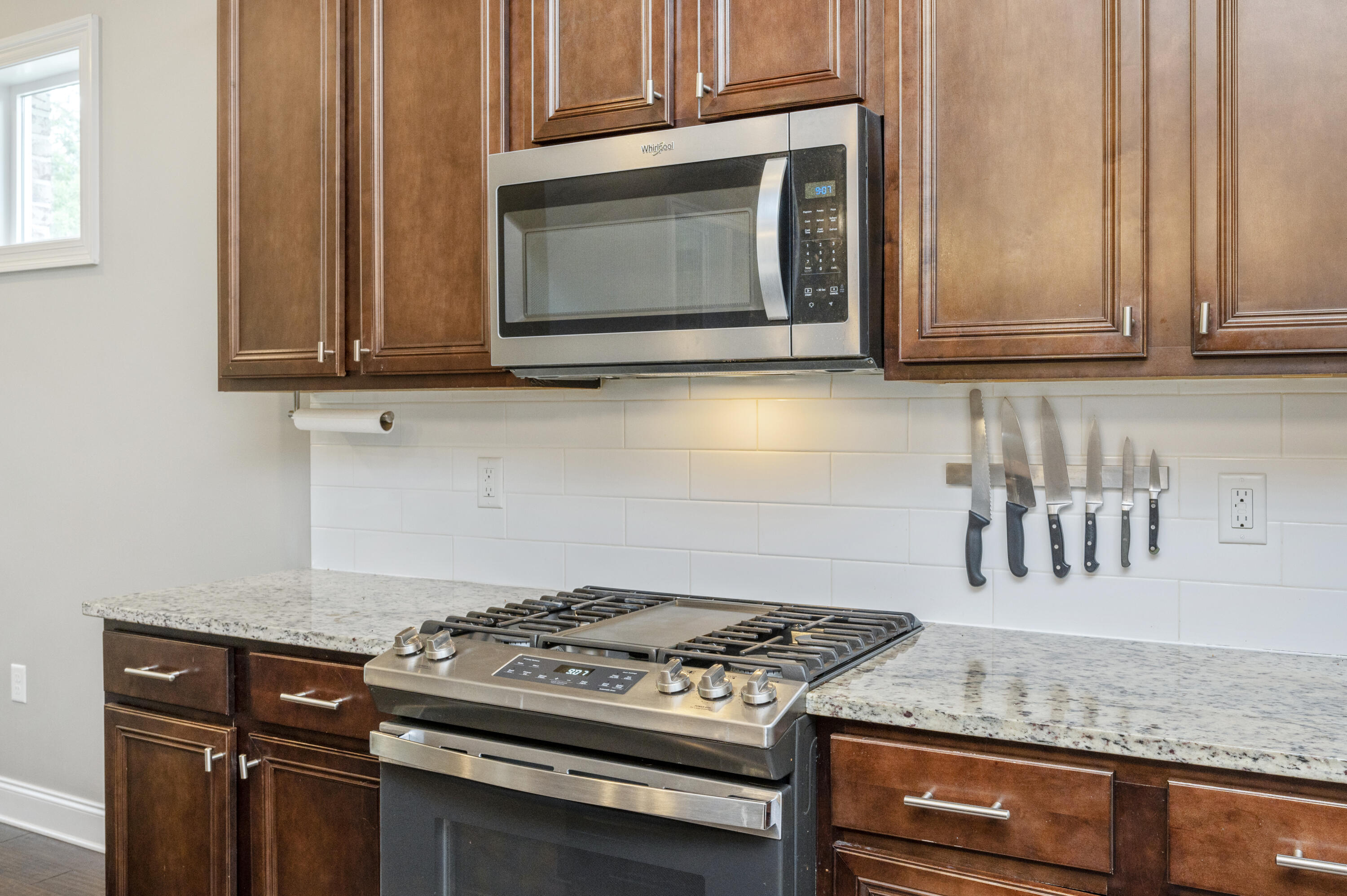 MAGNOLIA WOODS - Residential