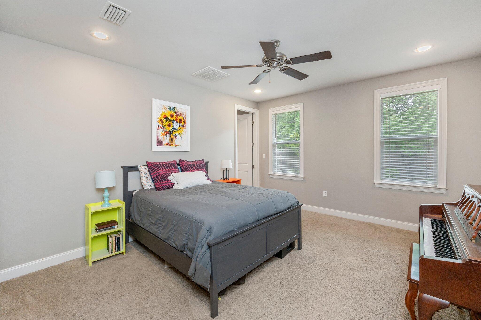 MAGNOLIA WOODS - Residential