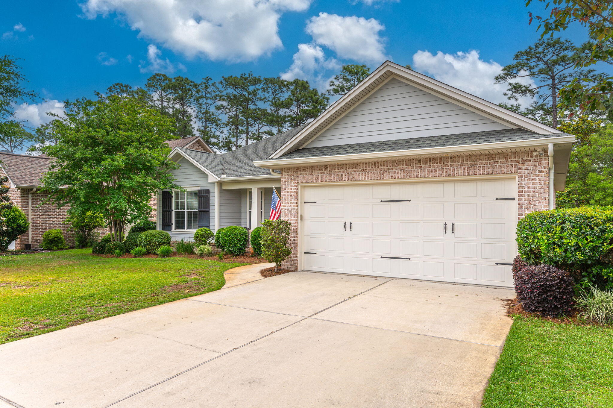 MAGNOLIA WOODS - Residential