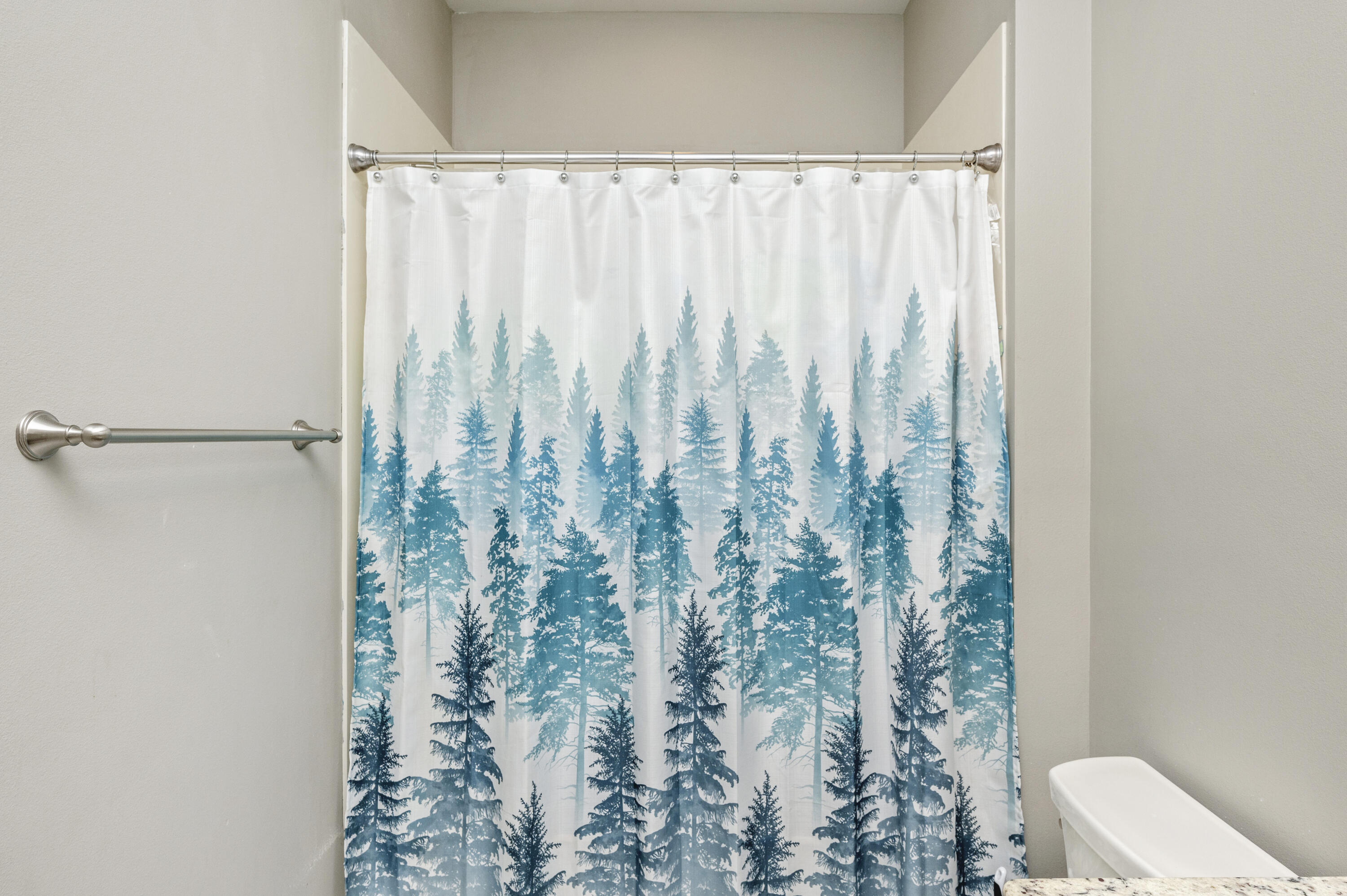 MAGNOLIA WOODS - Residential