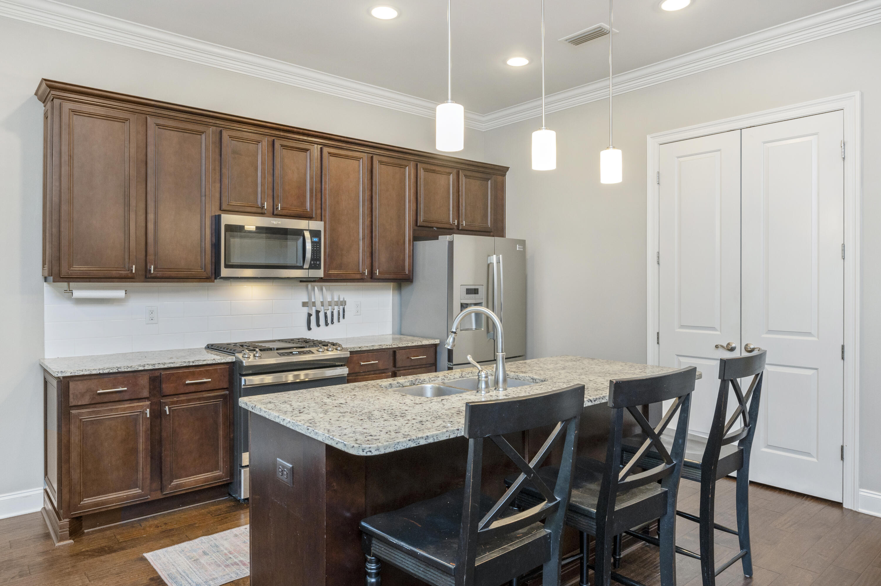 MAGNOLIA WOODS - Residential