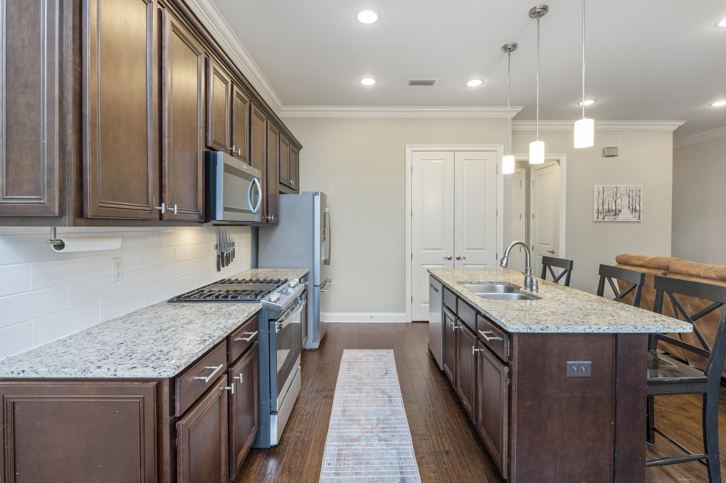 MAGNOLIA WOODS - Residential