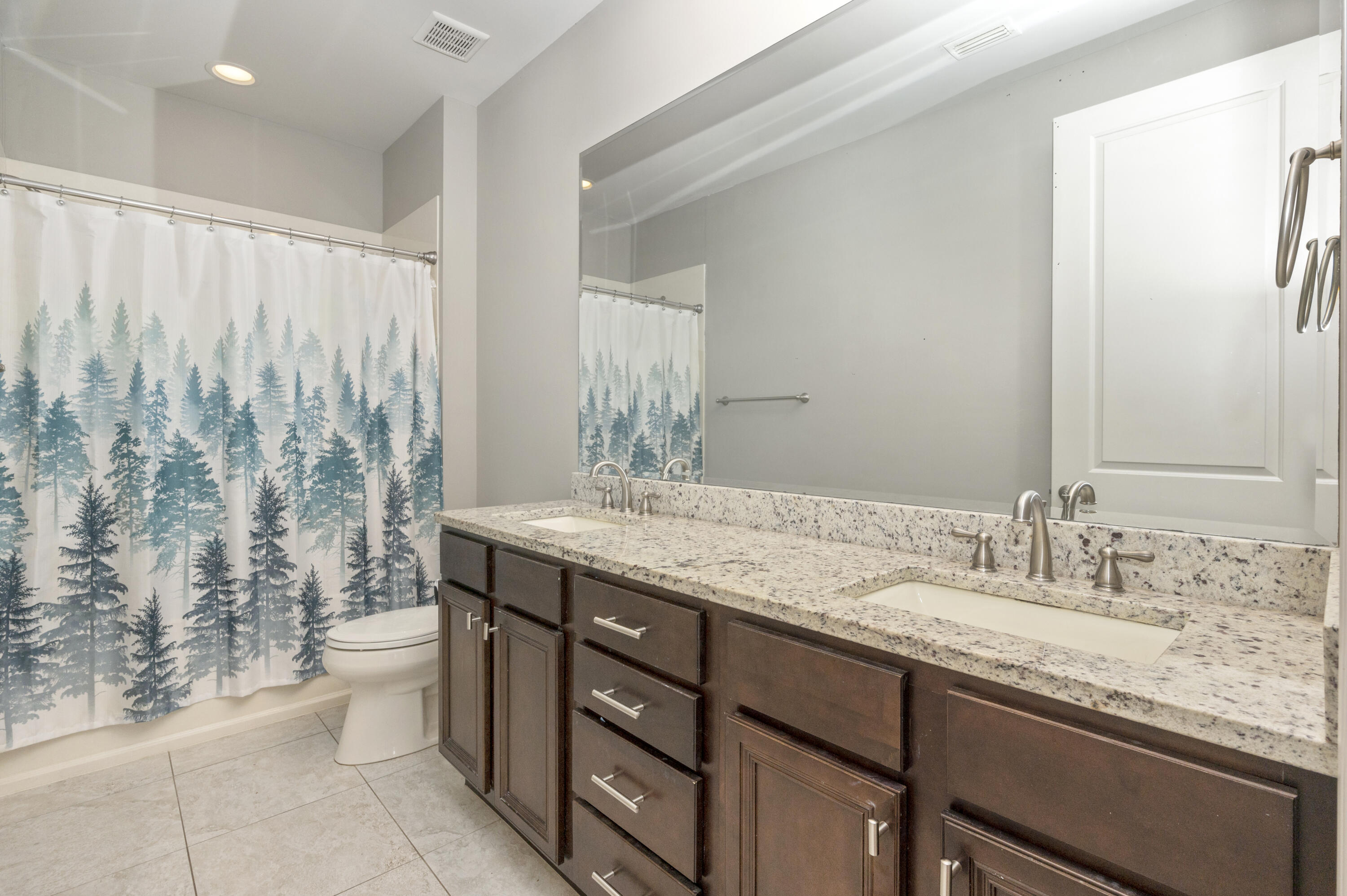 MAGNOLIA WOODS - Residential