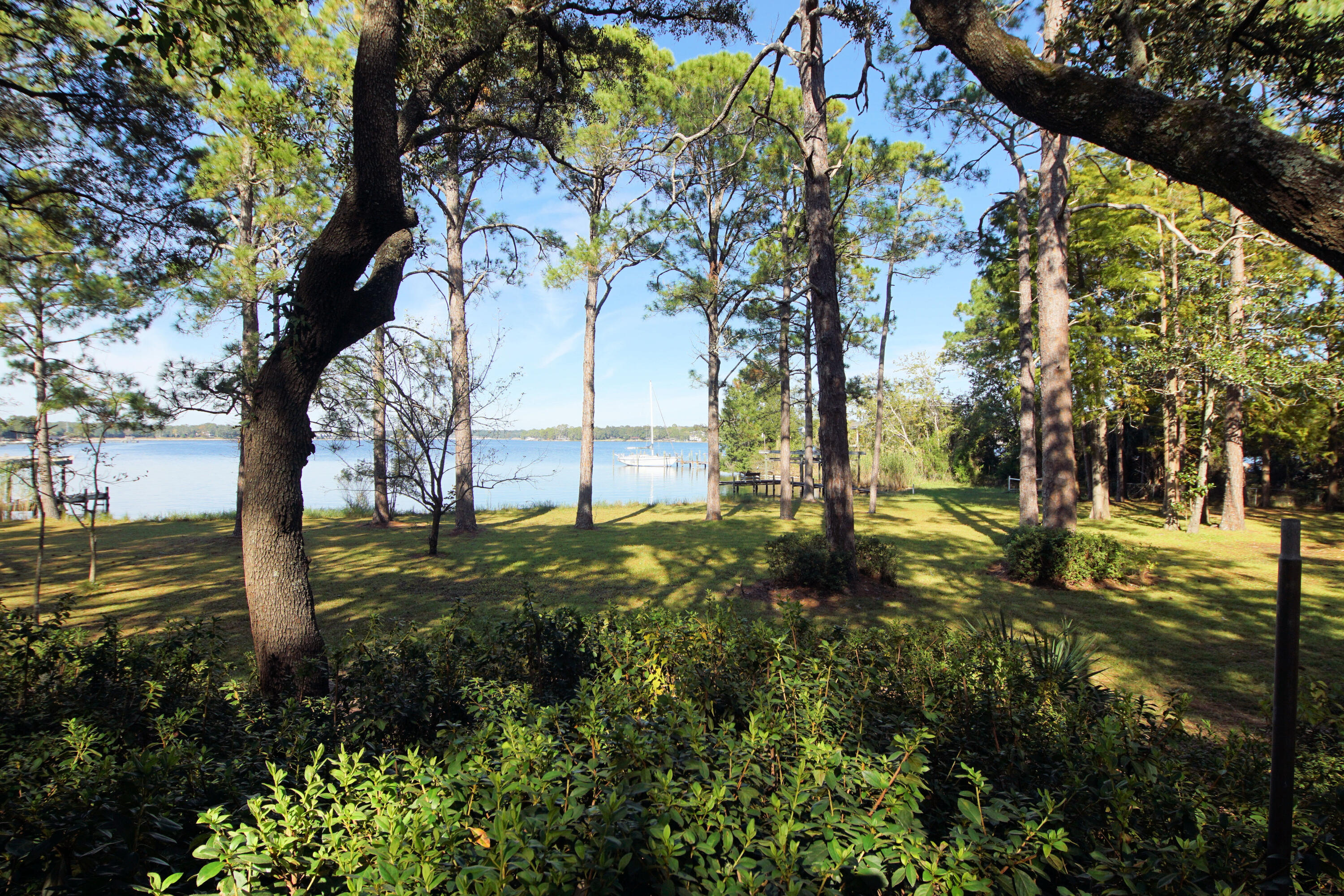 VALPARAISO SHORES - Residential