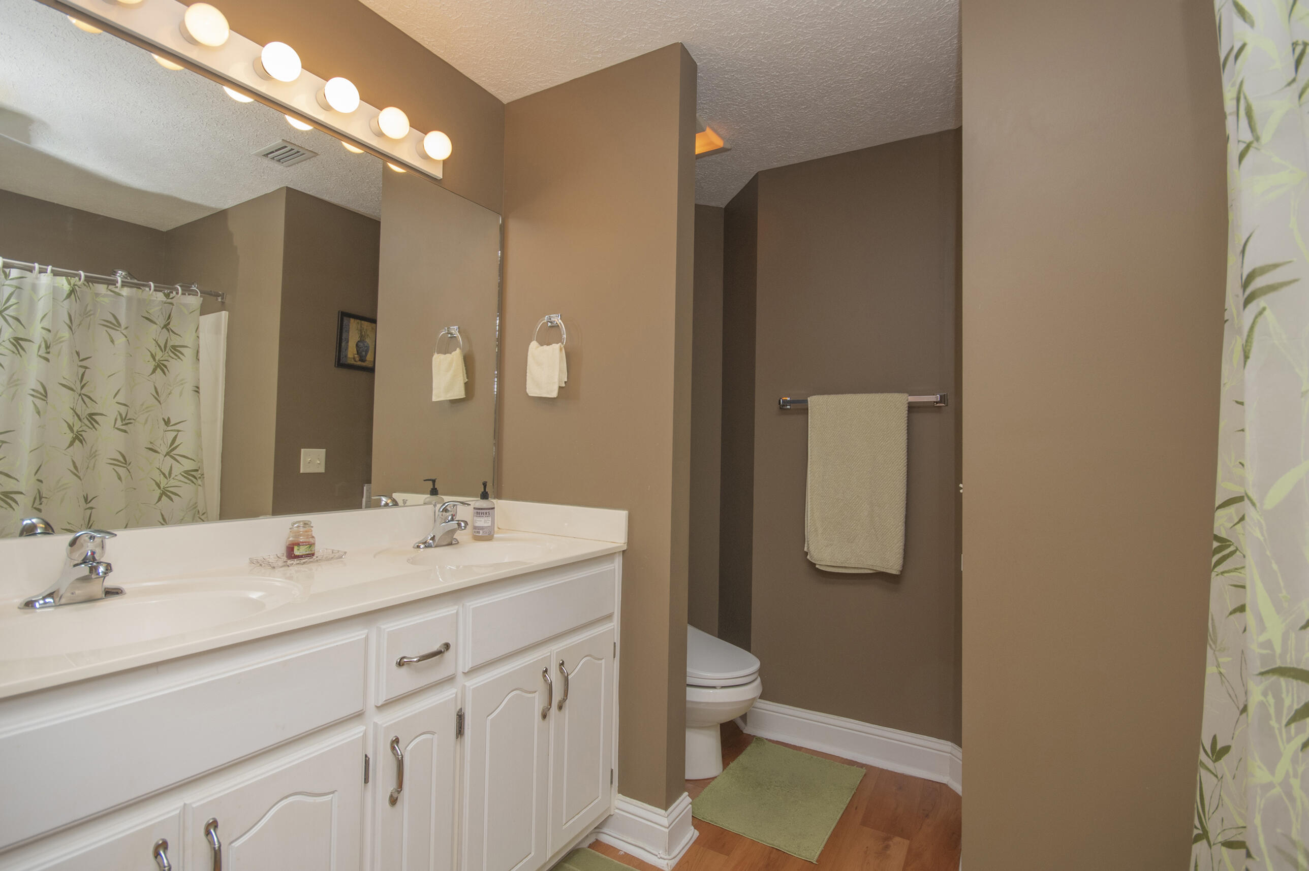 MAGNOLIA PLACE - Residential