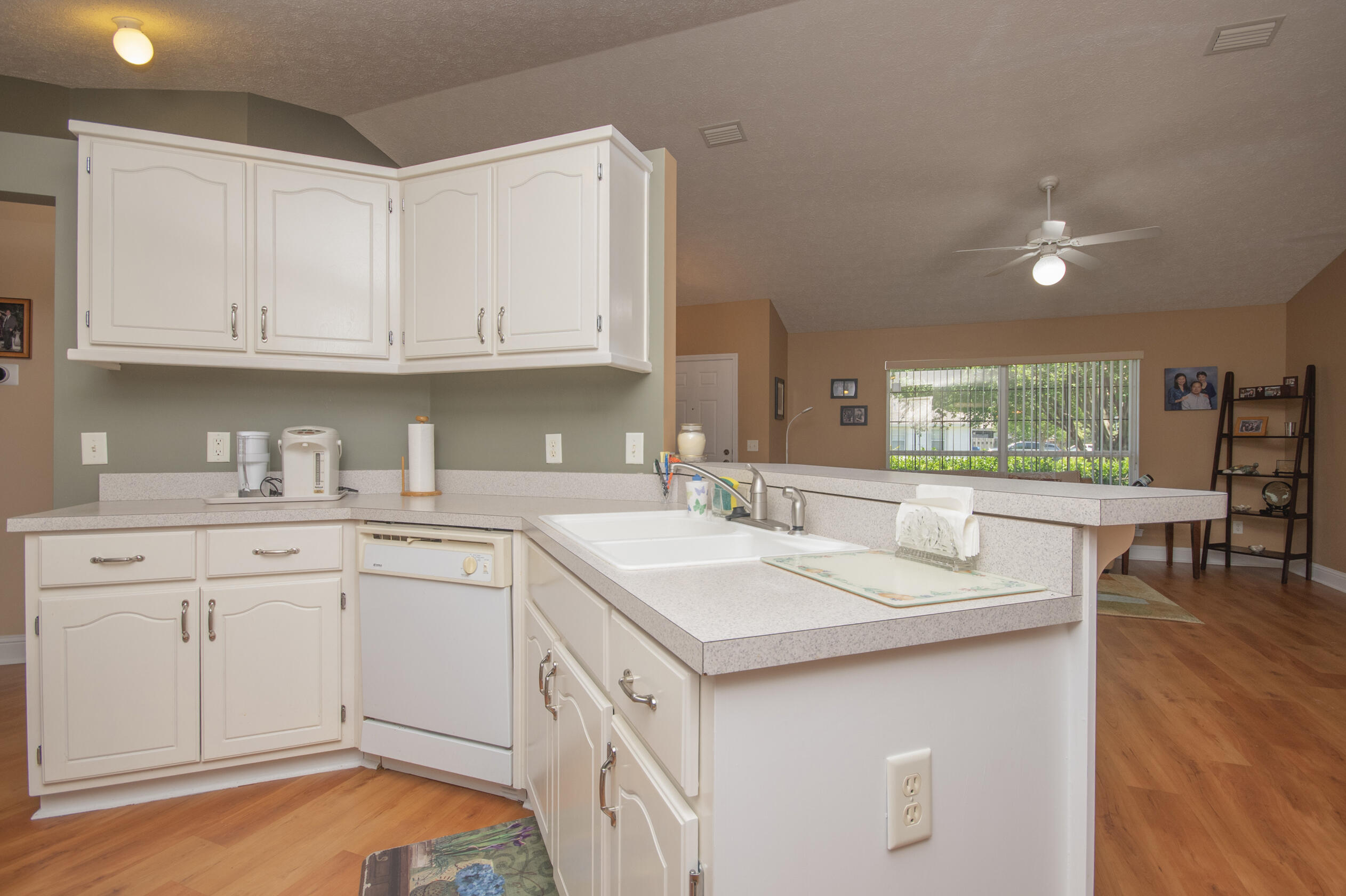 MAGNOLIA PLACE - Residential