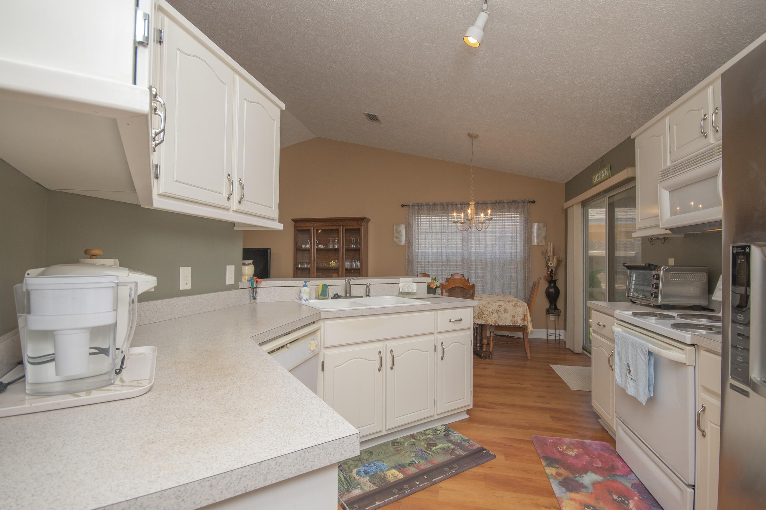 MAGNOLIA PLACE - Residential