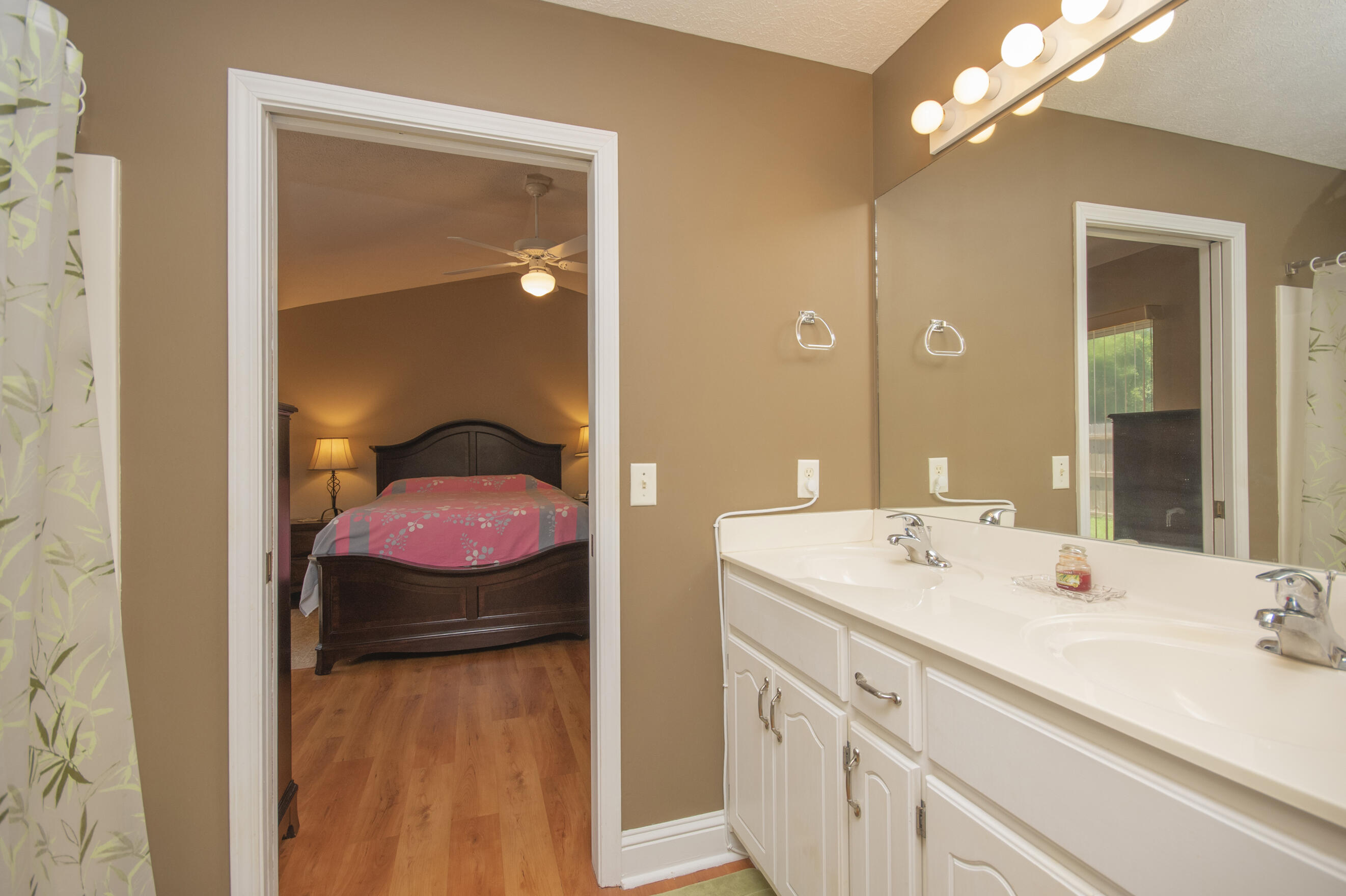 MAGNOLIA PLACE - Residential