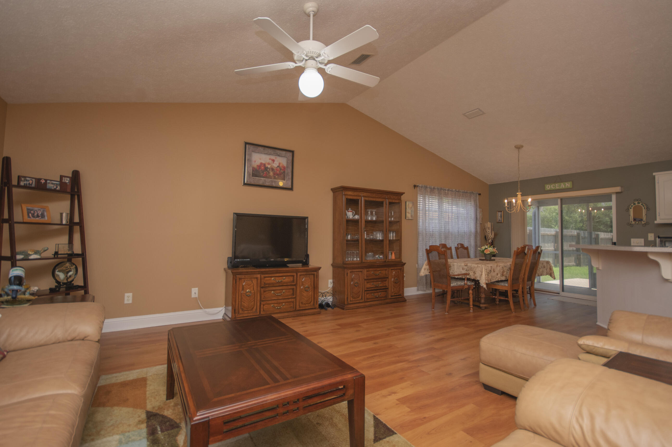 MAGNOLIA PLACE - Residential