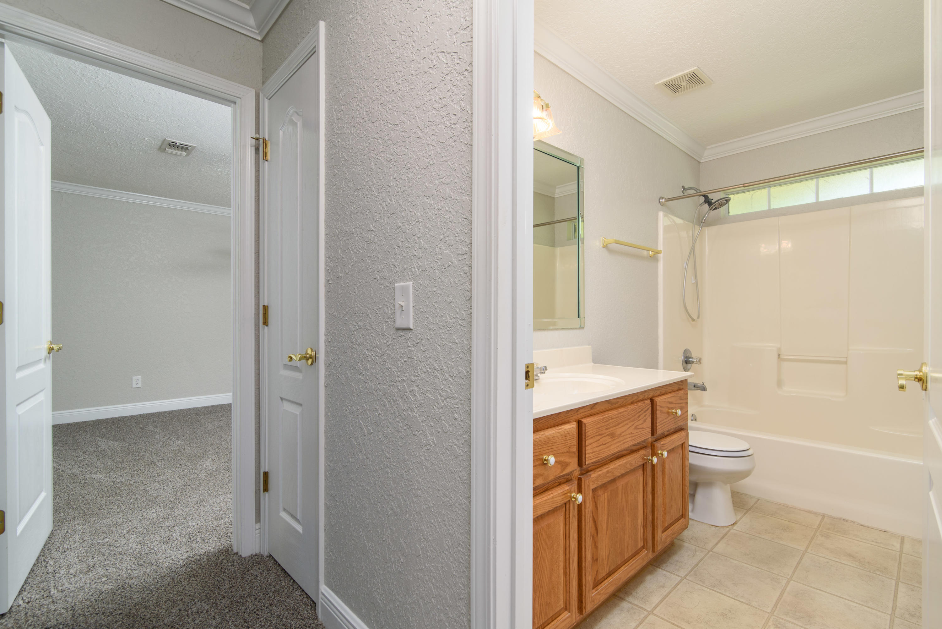 FOX VALLEY - Residential