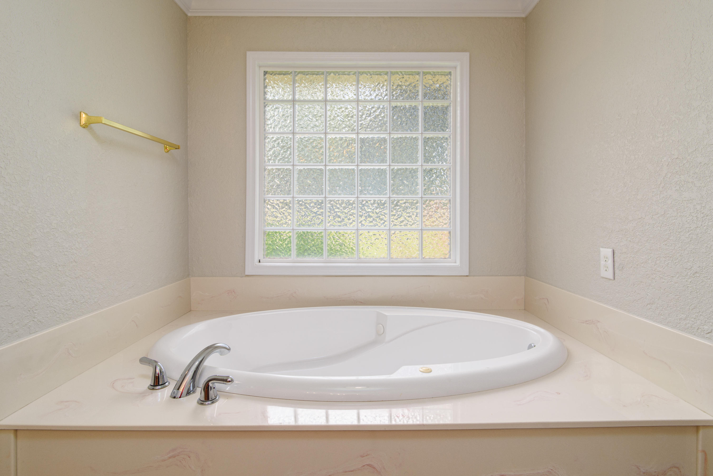 FOX VALLEY - Residential