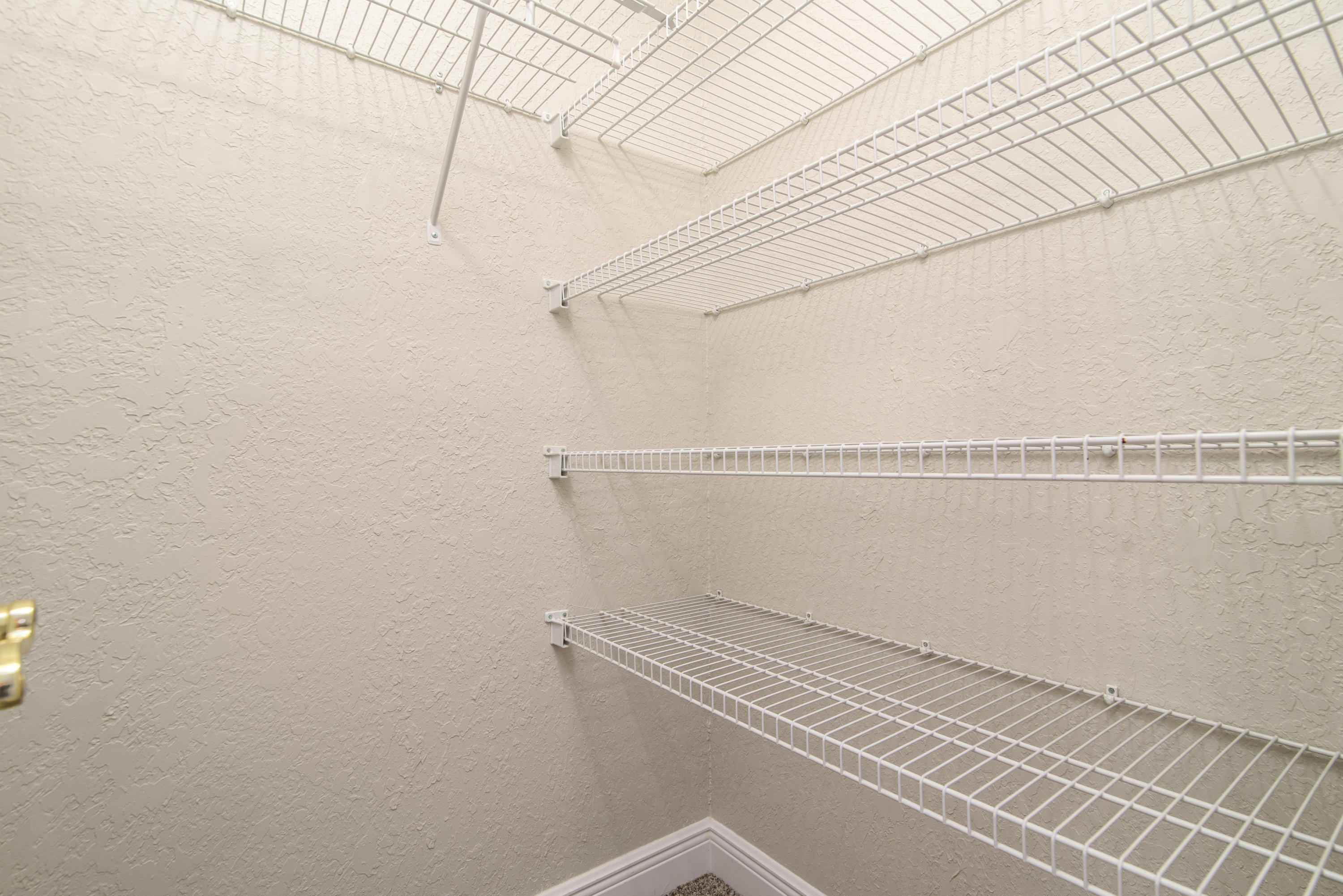 FOX VALLEY - Residential