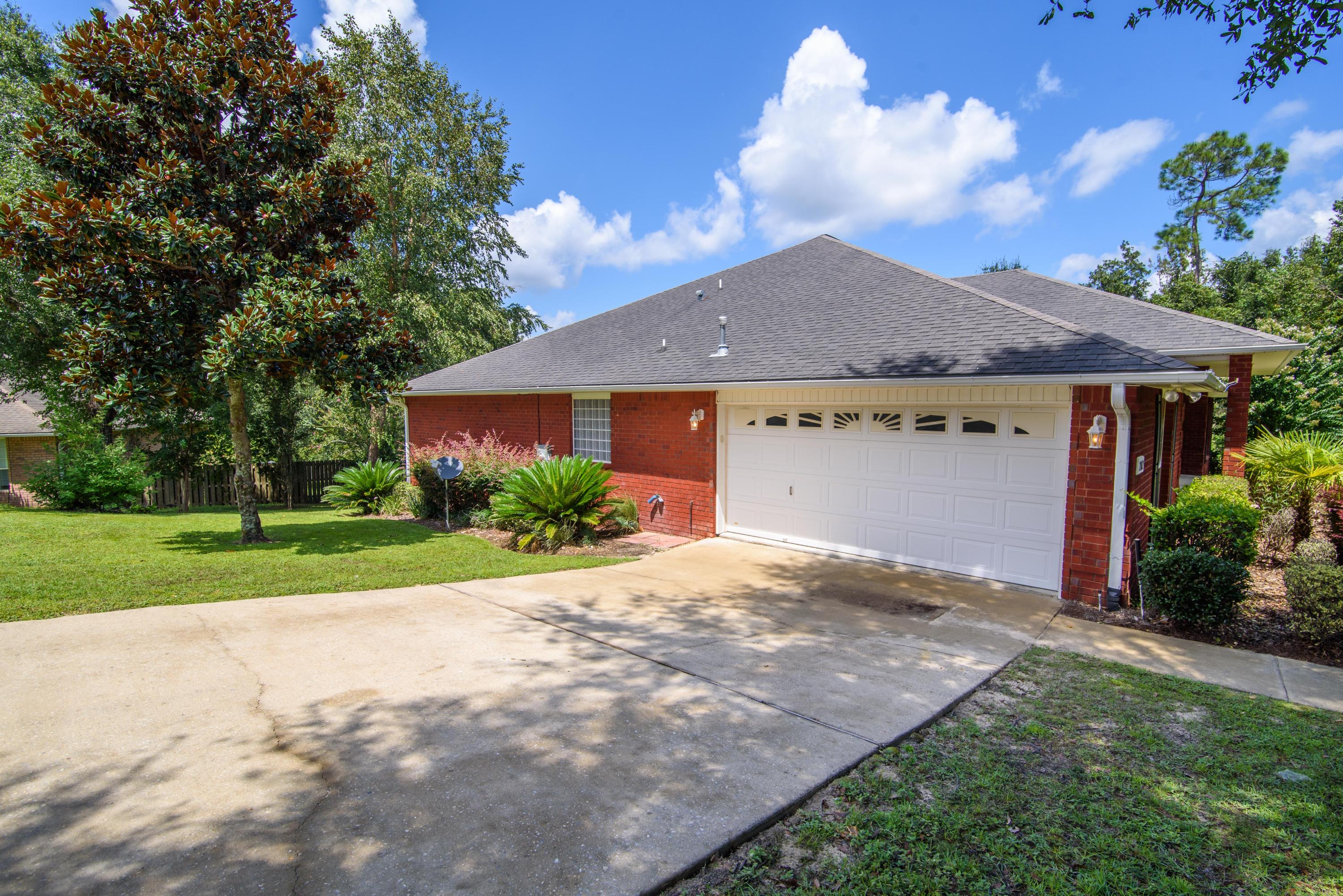 FOX VALLEY - Residential