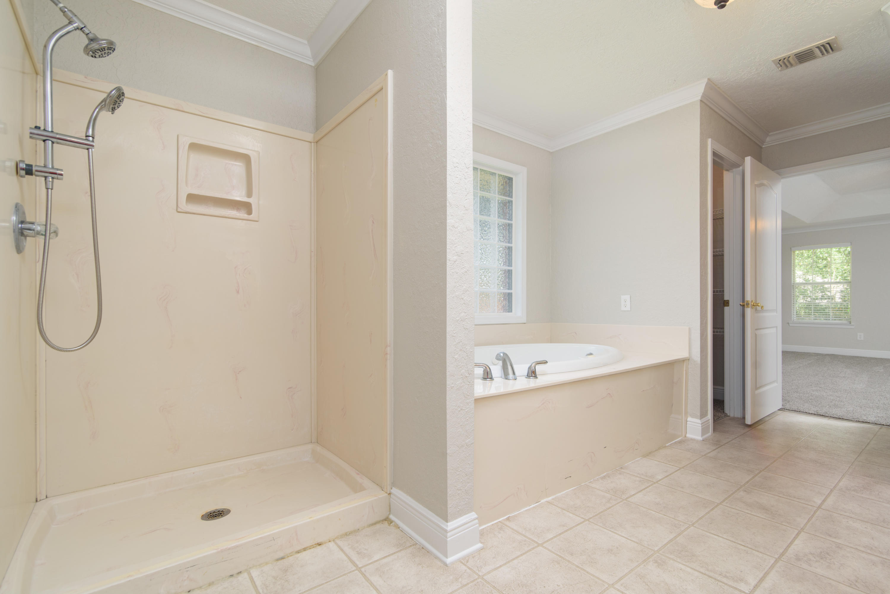 FOX VALLEY - Residential