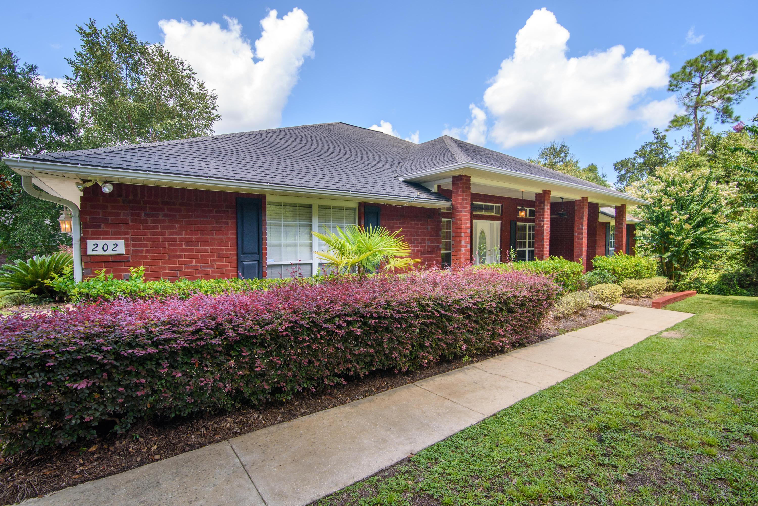 FOX VALLEY - Residential