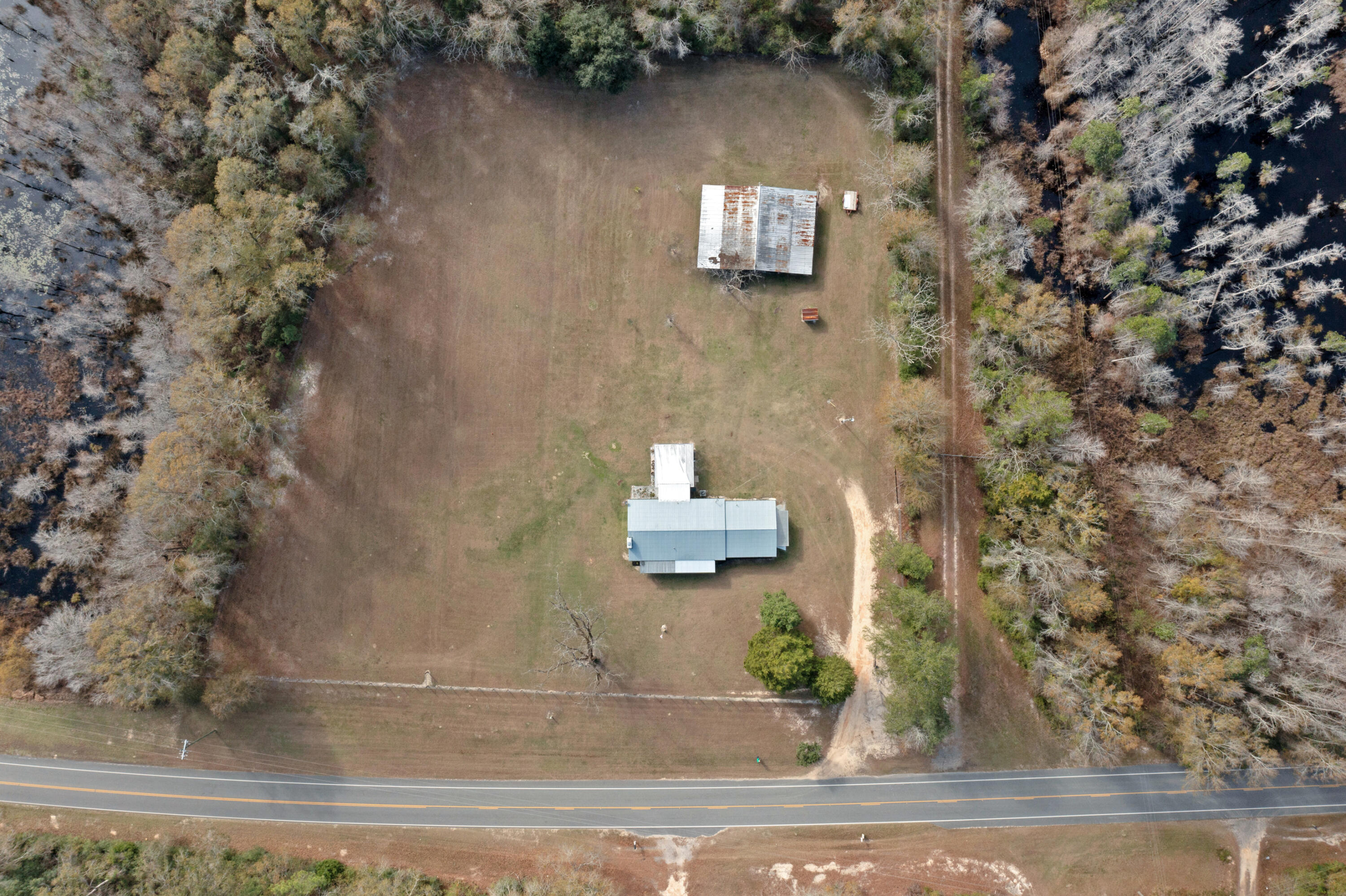 NO RECORDED SUBDIVISION - Residential