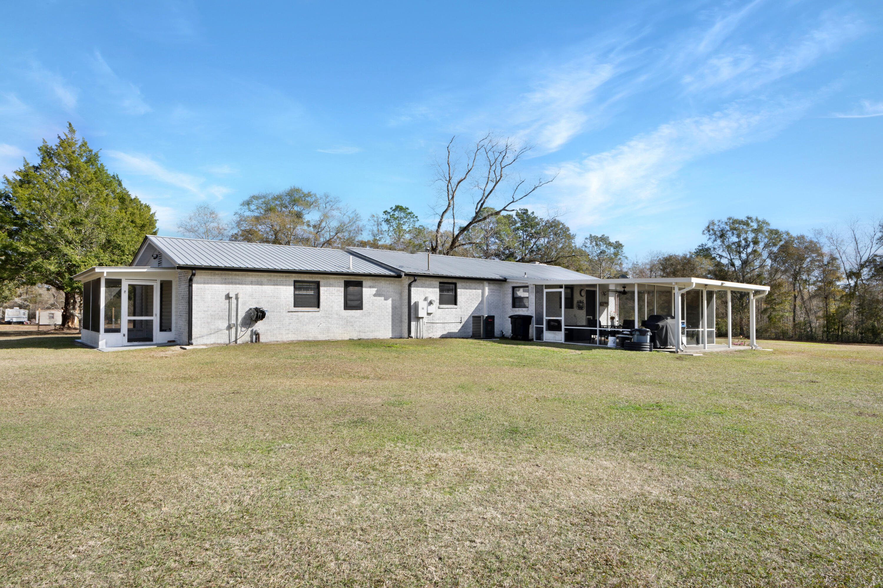 NO RECORDED SUBDIVISION - Residential