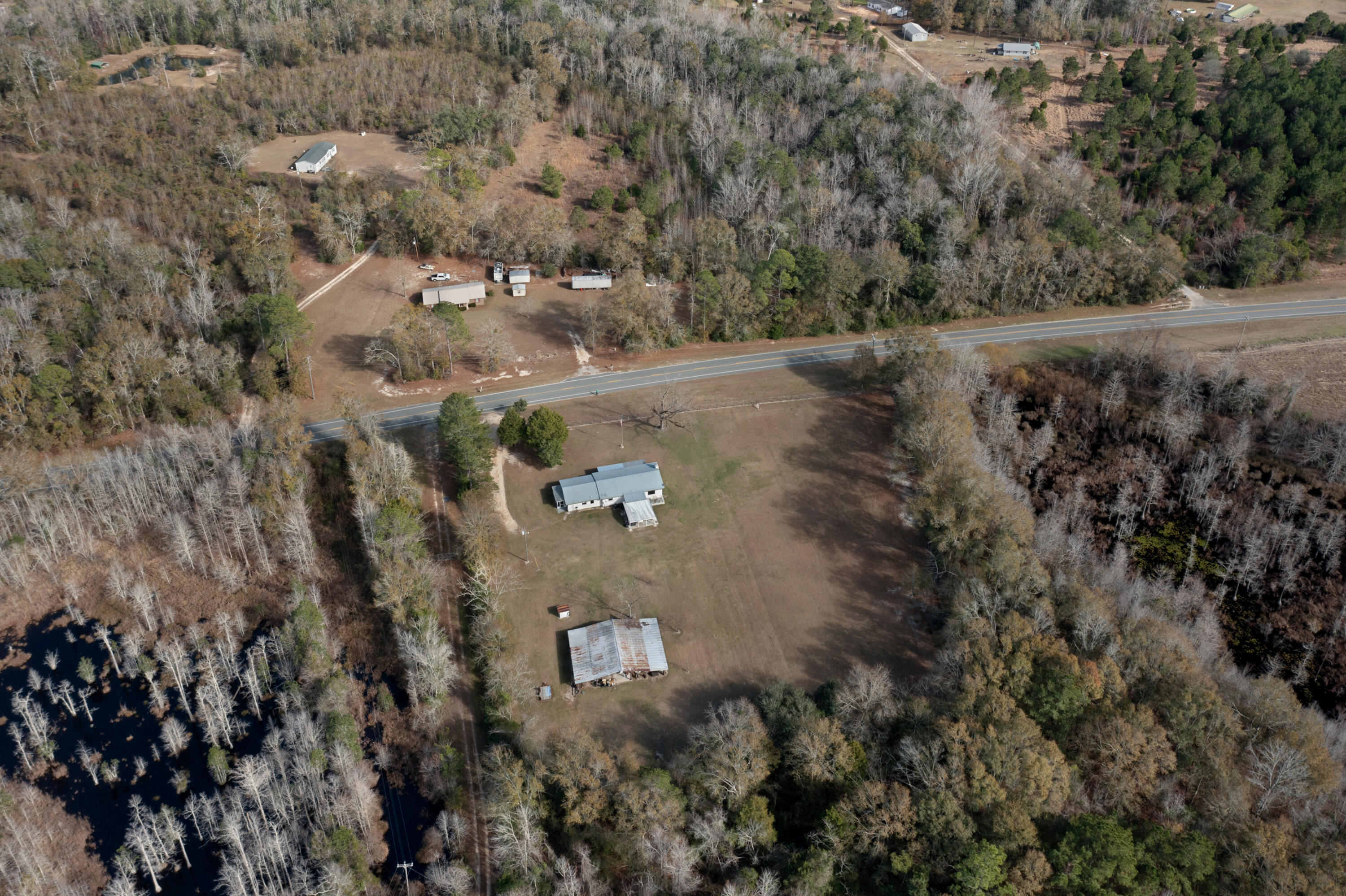 NO RECORDED SUBDIVISION - Residential