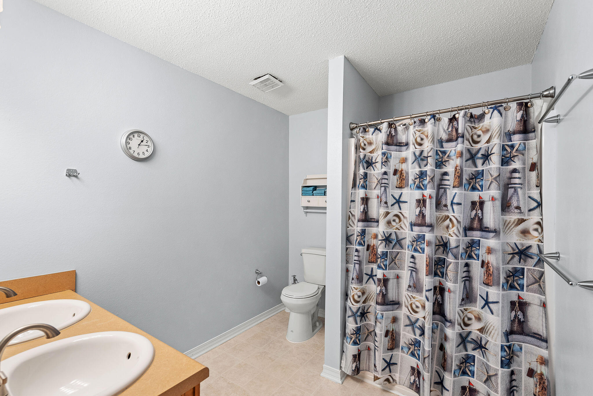 TRIPLE LAKES ESTATES - Residential