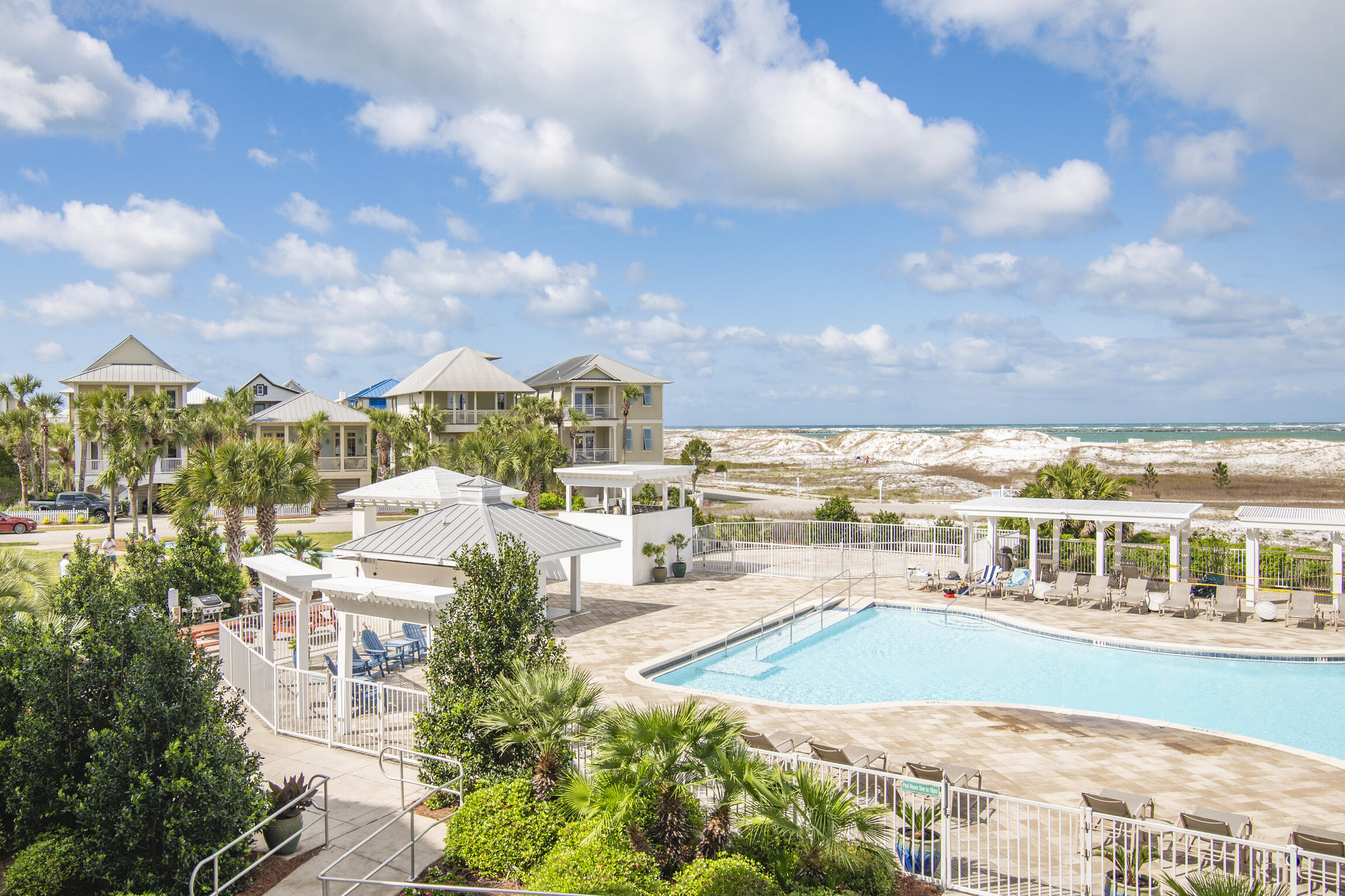 MAGNOLIA HOUSE - Residential