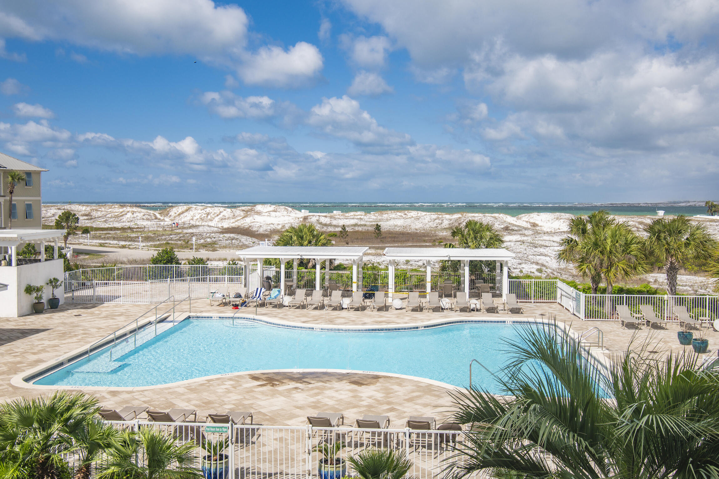 MAGNOLIA HOUSE - Residential