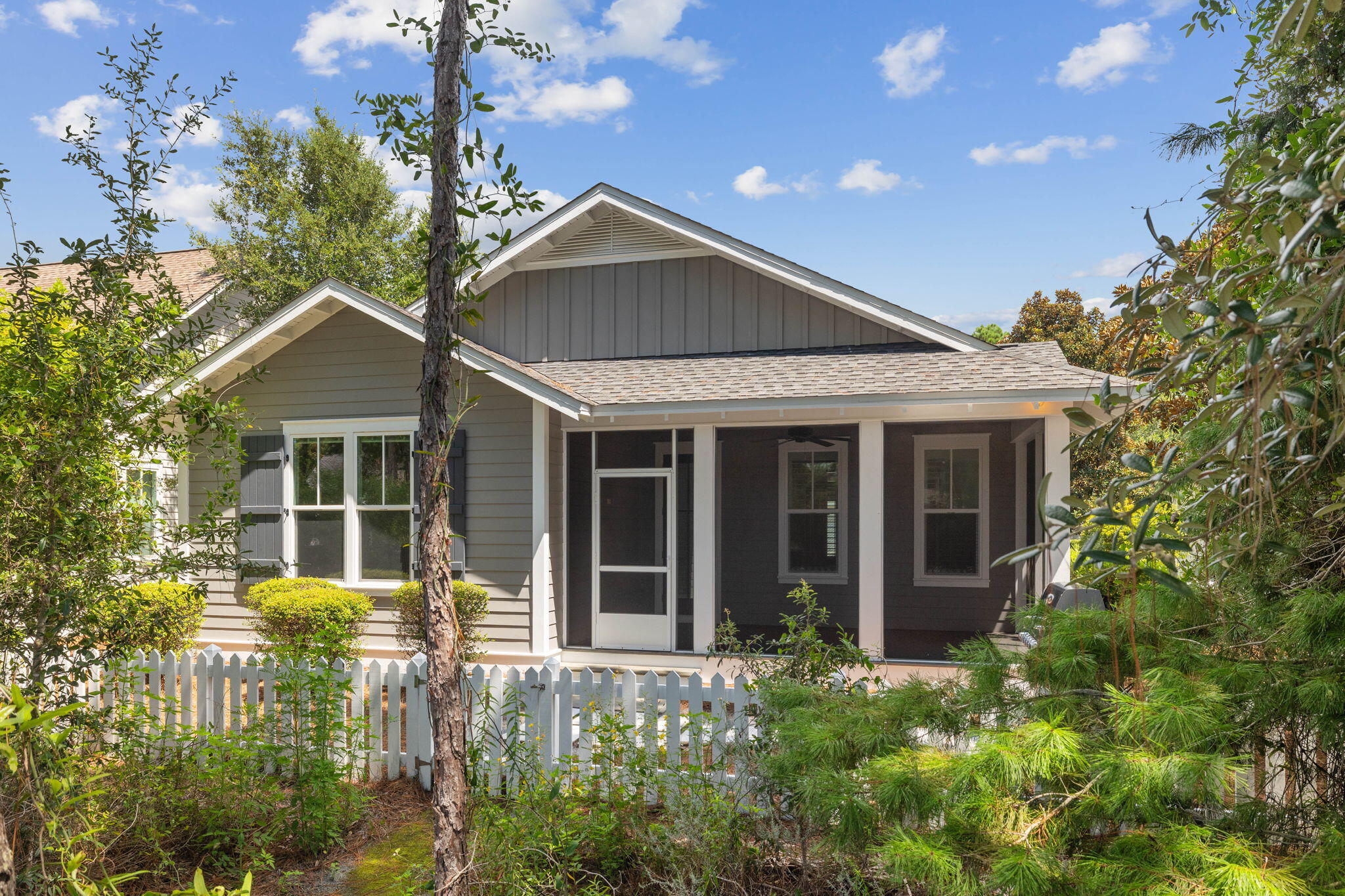 Welcome to 167 Jack Knife Drive, a beautifully maintained Bayberry II/Study one story floor plan located in the sought-after Winter Garden phase at the front of Watersound Origins. Conveniently located off Breakers St for easy in and out access to the neighborhood; plus close to all the neighborhood amenities: pool, fitness center, tennis, pickleball, golf and more. This 4BR/3BA home (2,090 Sq.Ft.) sits on a PRIME lot backing to a peaceful walking path and lush pine trees, offering privacy and natural beauty. The open-concept design features 9' ceilings, upgraded hardwood floors throughout (bedrooms formally had carpet and NEW HARDWOODS were just installed!!), and a versatile 4th bedroom that can serve as a den or office. The chef's kitchen features countertops, under-cabinet lighting, center island with room for barstool seating, Frigidaire Professional stainless appliances with a gas range and electric oven, and a pantry. Plantation shutters, custom wood closet built-ins, and a freshly refinished front porch add both charm and functionality. Enjoy serene outdoor living on the screened porch, ideal for entertaining or relaxing. Just outside the screened porch is a stubbed line for a natural gas BBQ equipped with a Weber Summit Natural Gas Grill; great for entertaining family and friends.
Vacant and move-in ready, this home offers both comfort and convenience in one of the most desirable neighborhoods along 30A.