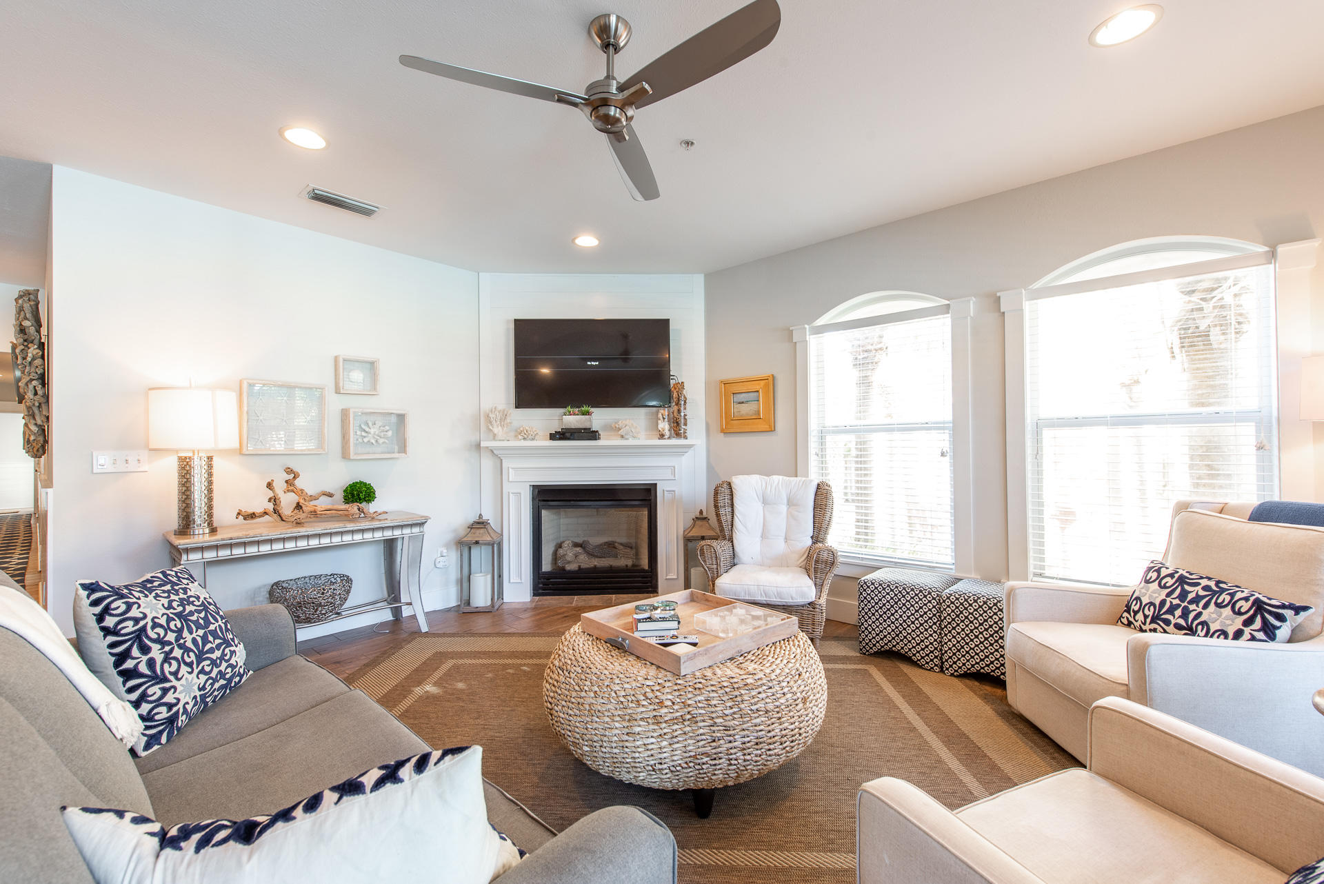 VILLAS AT SEACREST BEACH - Residential