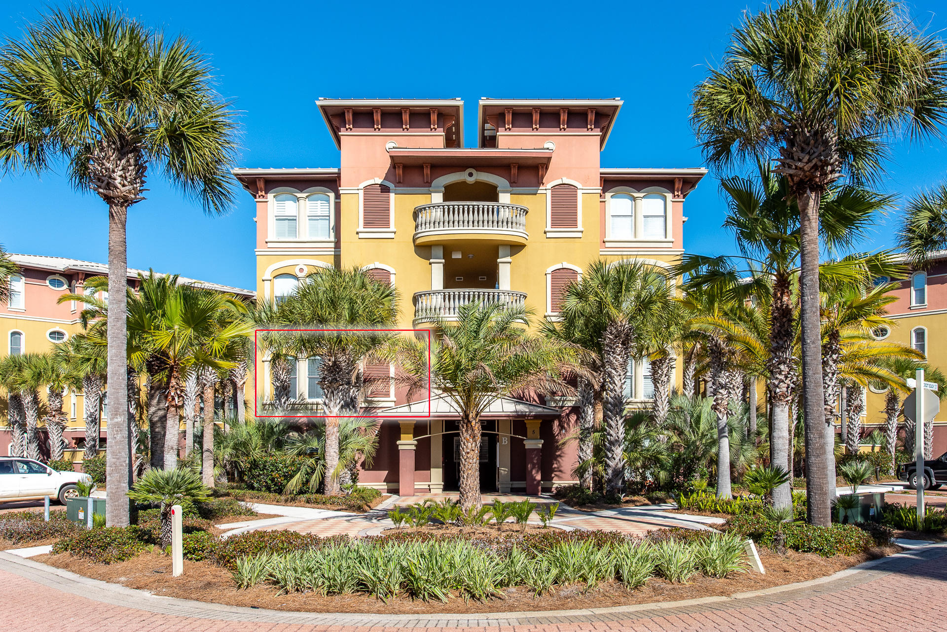 VILLAS AT SEACREST BEACH - Residential