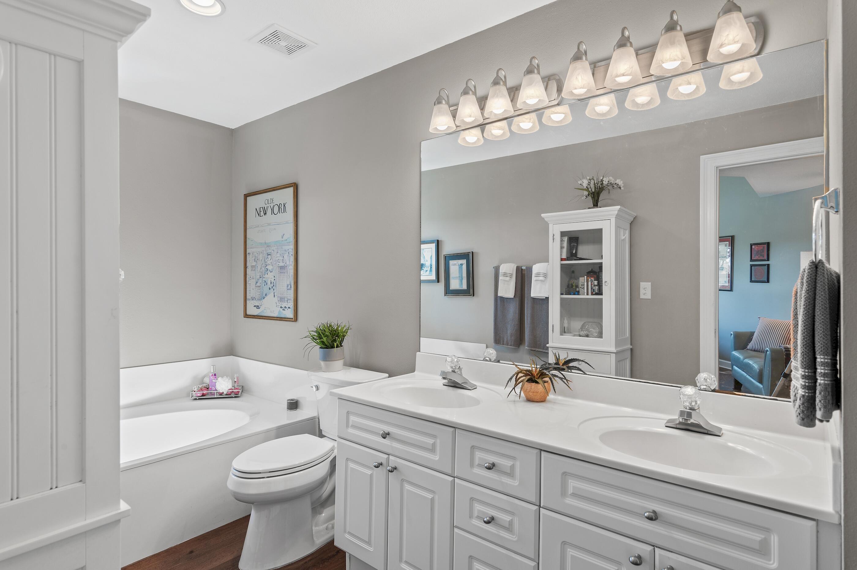 TURNBERRY VILLAS CONDO - Residential