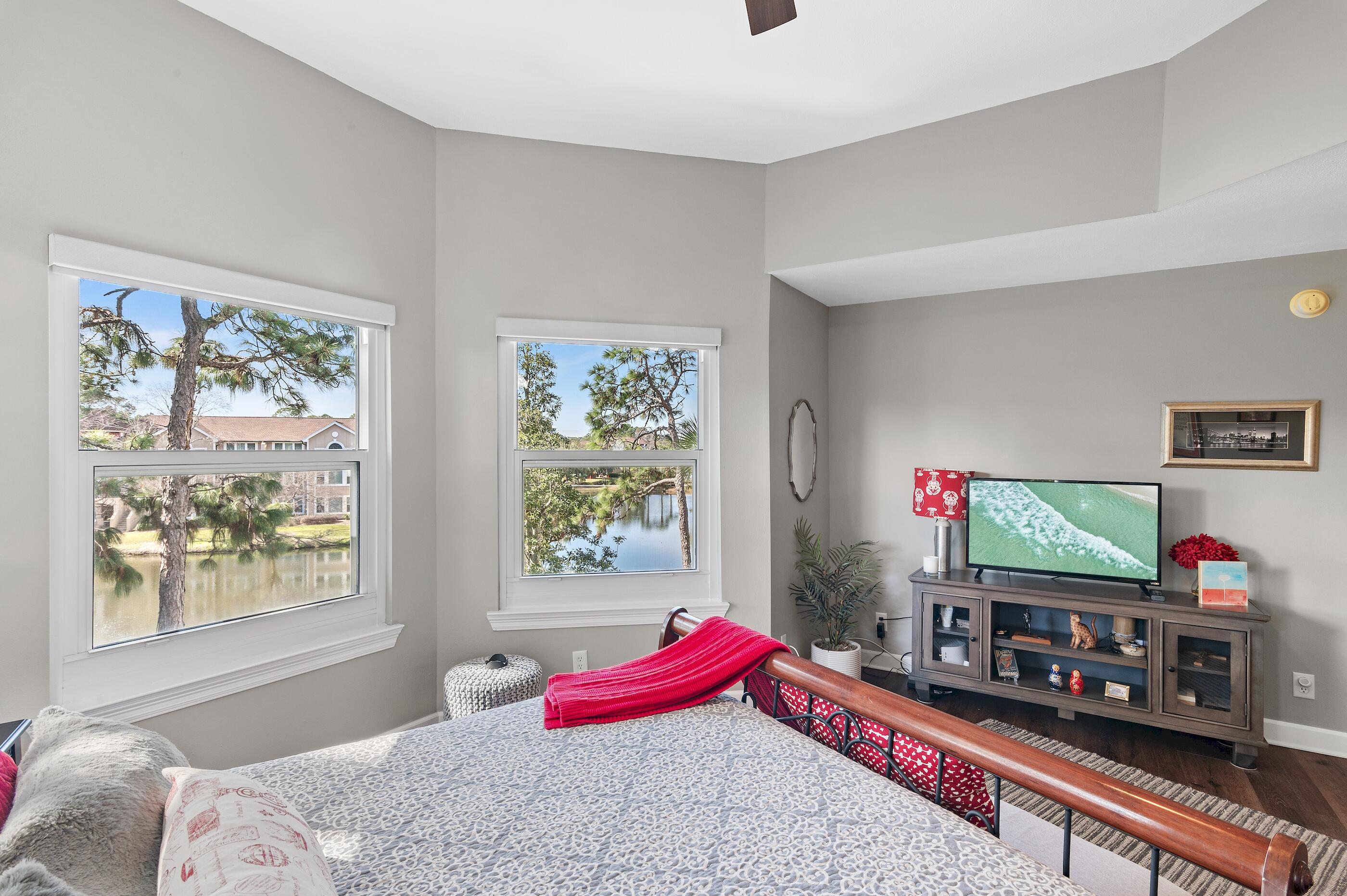TURNBERRY VILLAS CONDO - Residential