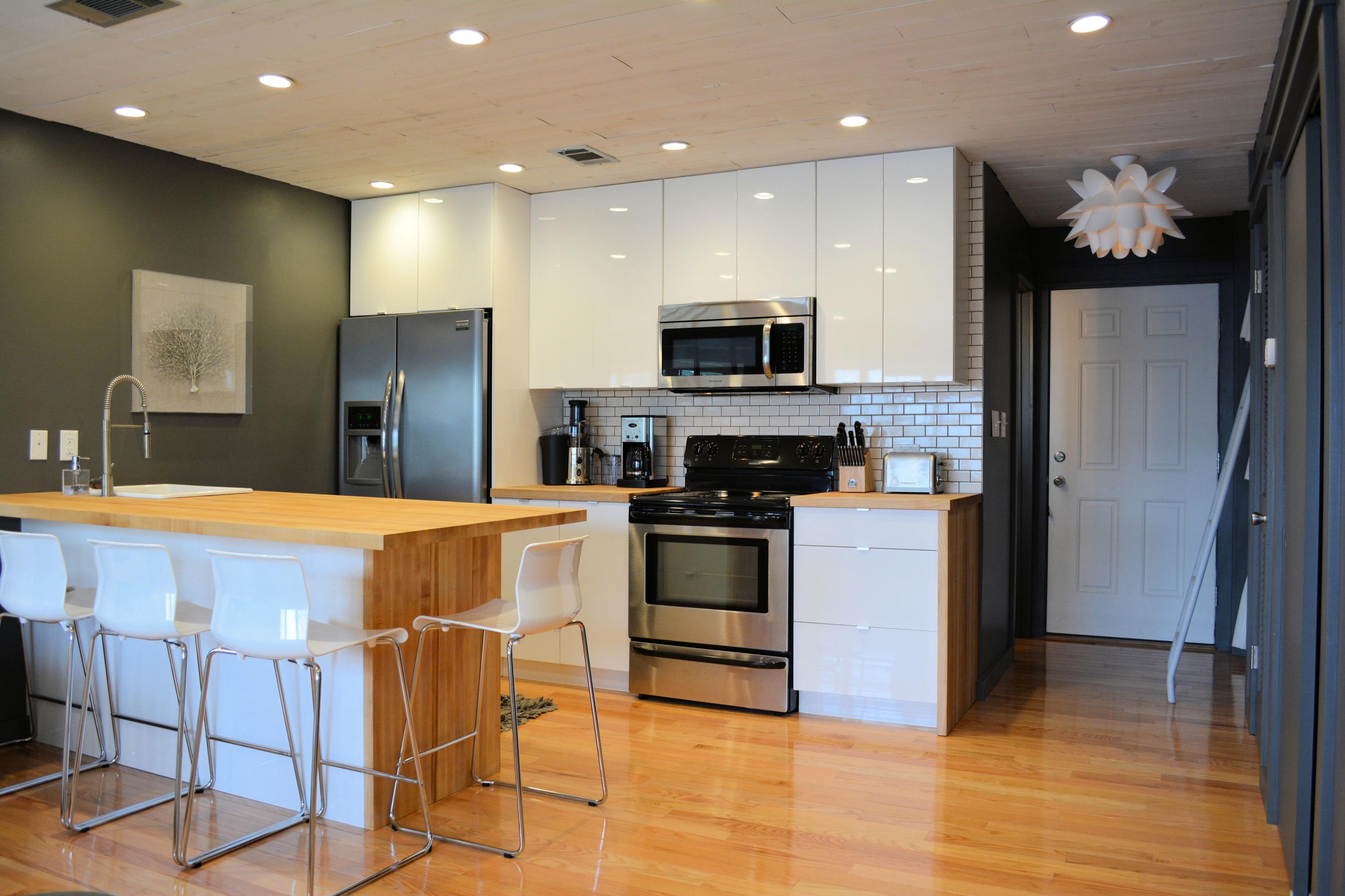 HIDDEN BEACH VILLAS CONDO - Residential