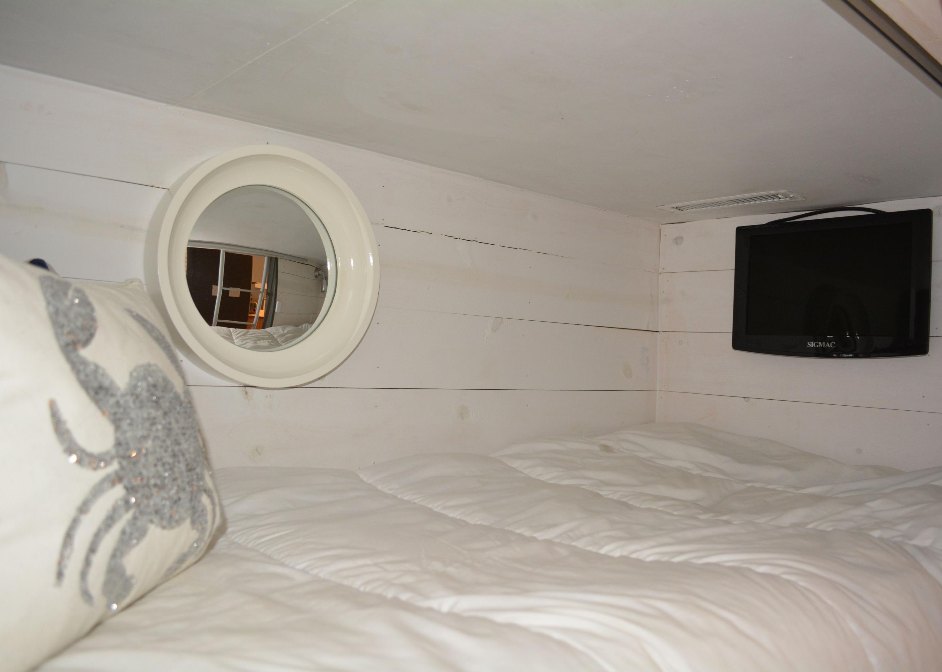 HIDDEN BEACH VILLAS CONDO - Residential