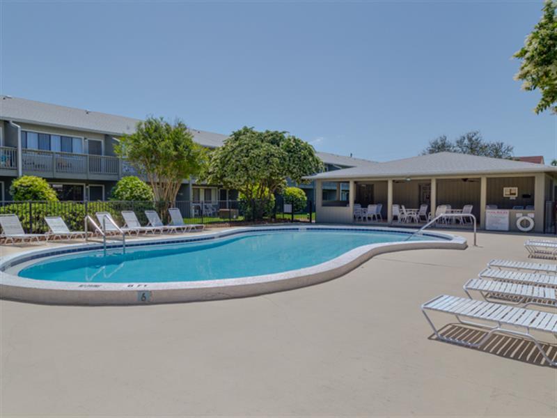 HIDDEN BEACH VILLAS CONDO - Residential