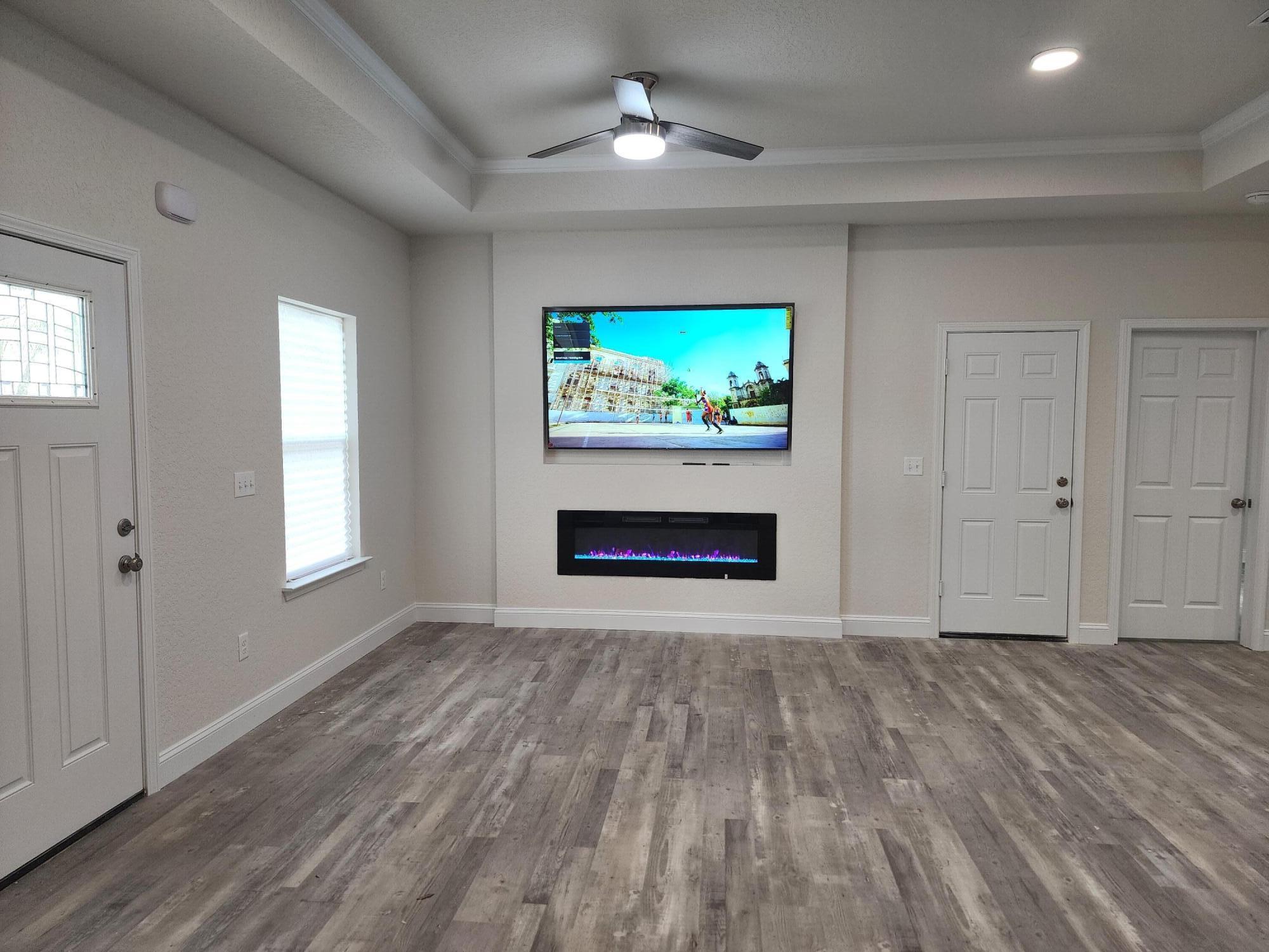 CRESTVIEW - Residential