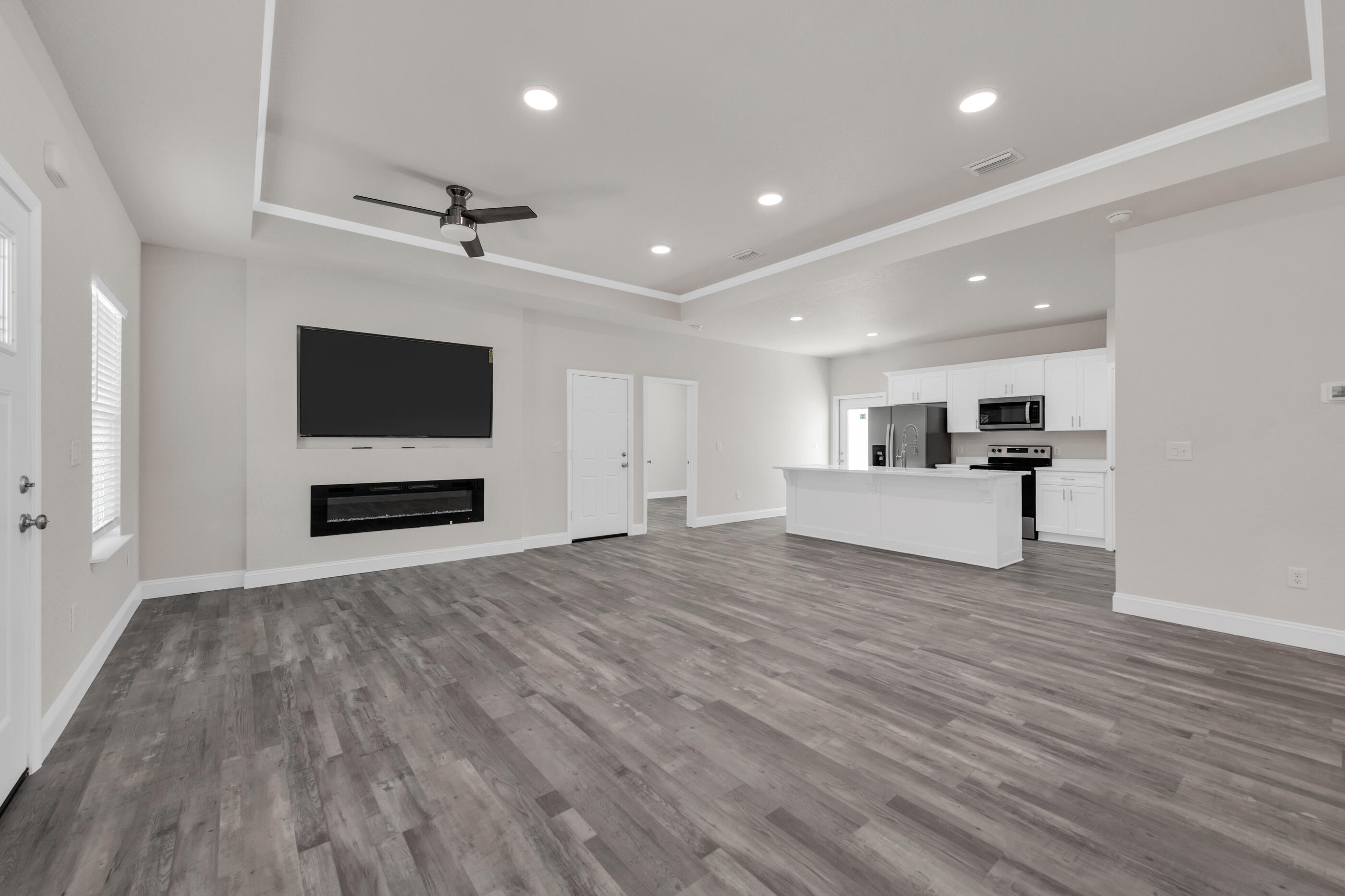 CRESTVIEW - Residential