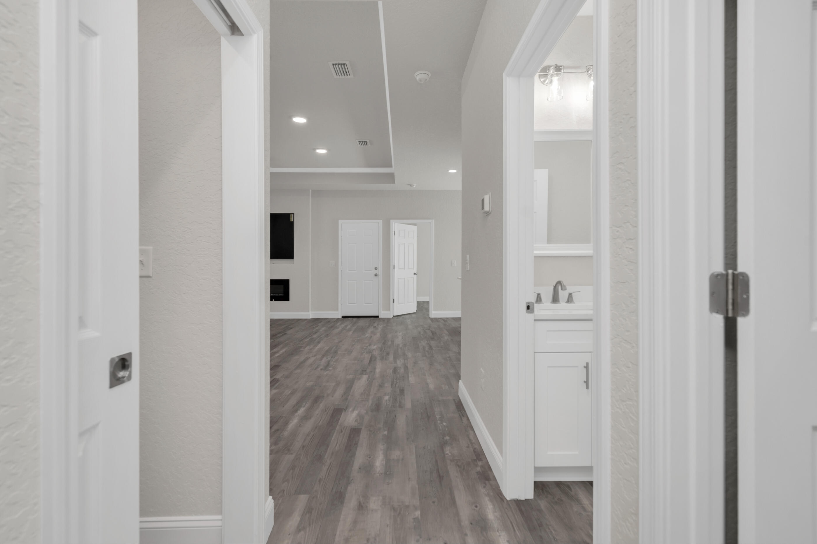 CRESTVIEW - Residential