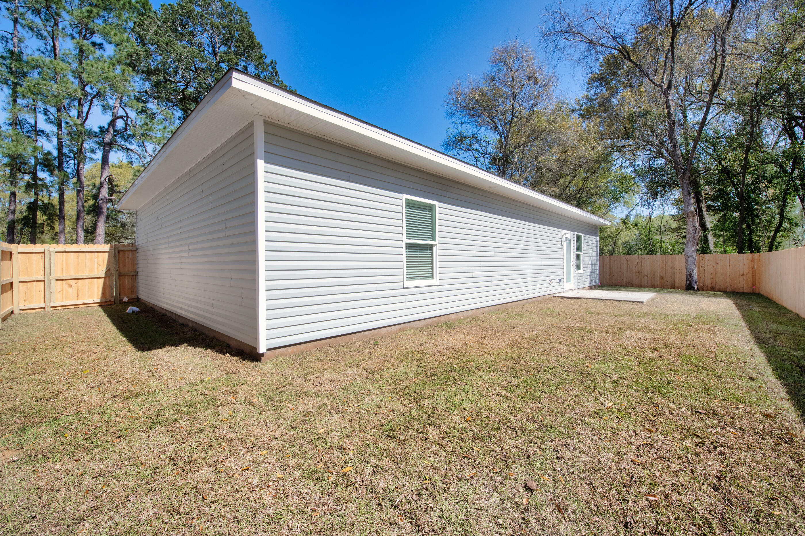 CRESTVIEW - Residential