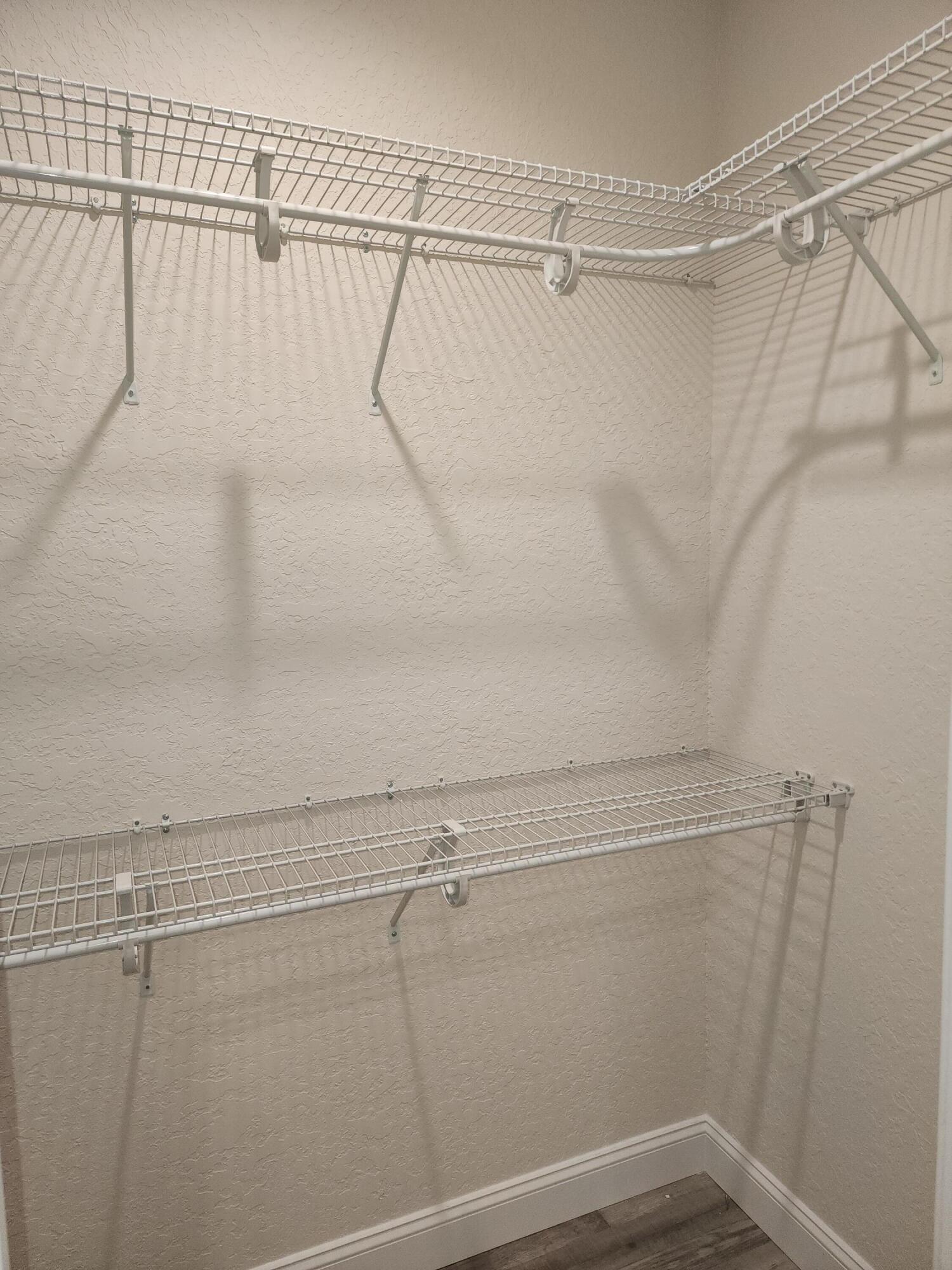 CRESTVIEW - Residential