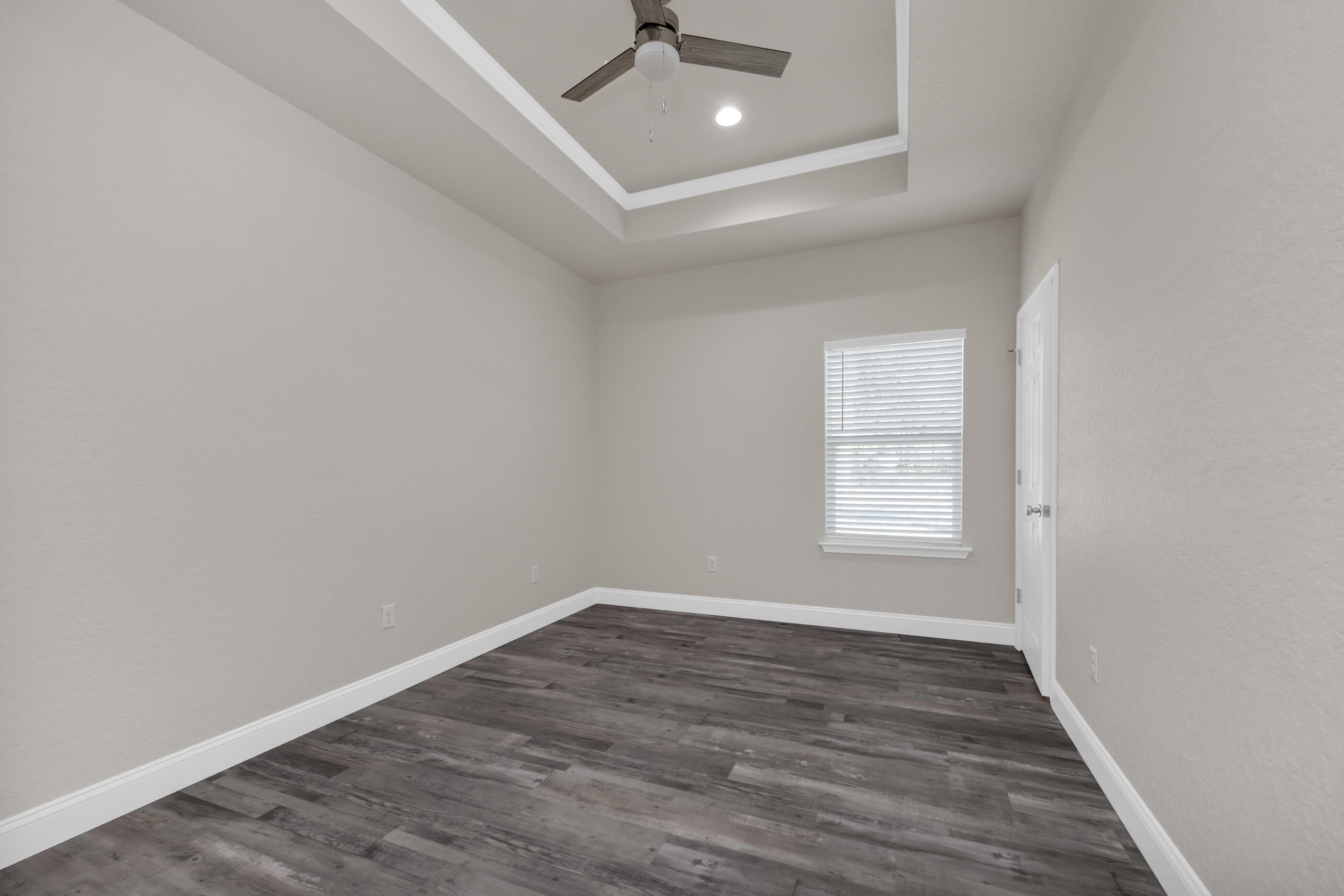 CRESTVIEW - Residential