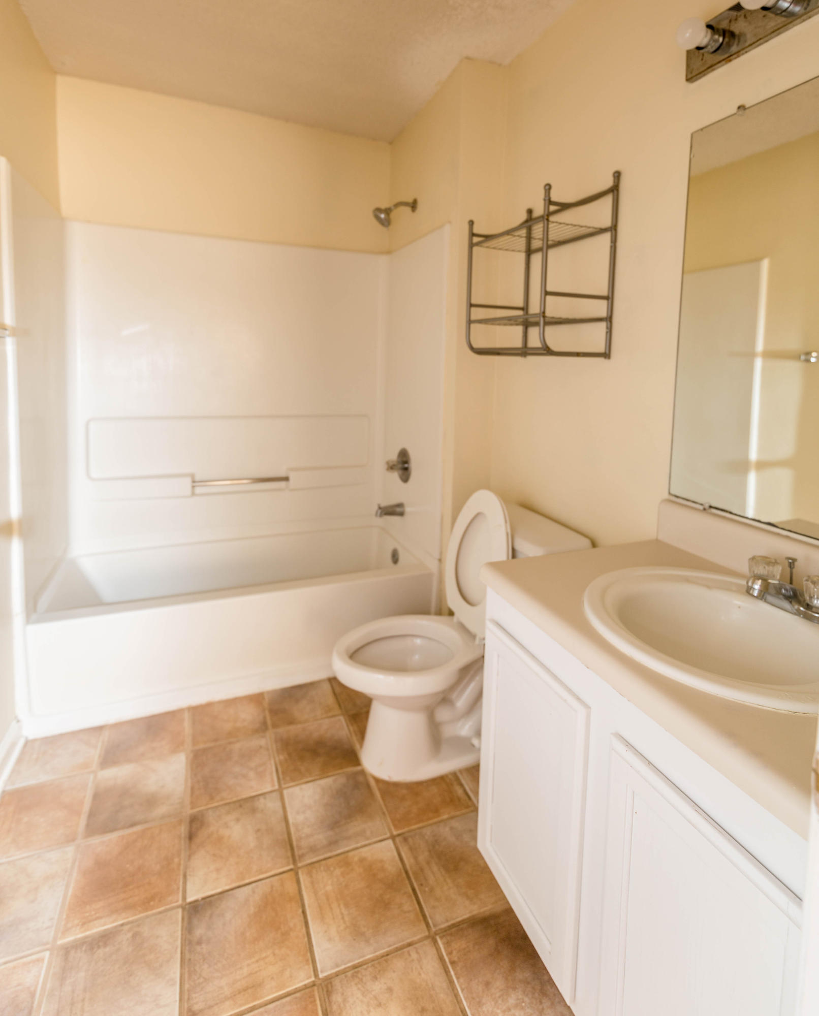 INDIAN LAKE - Residential